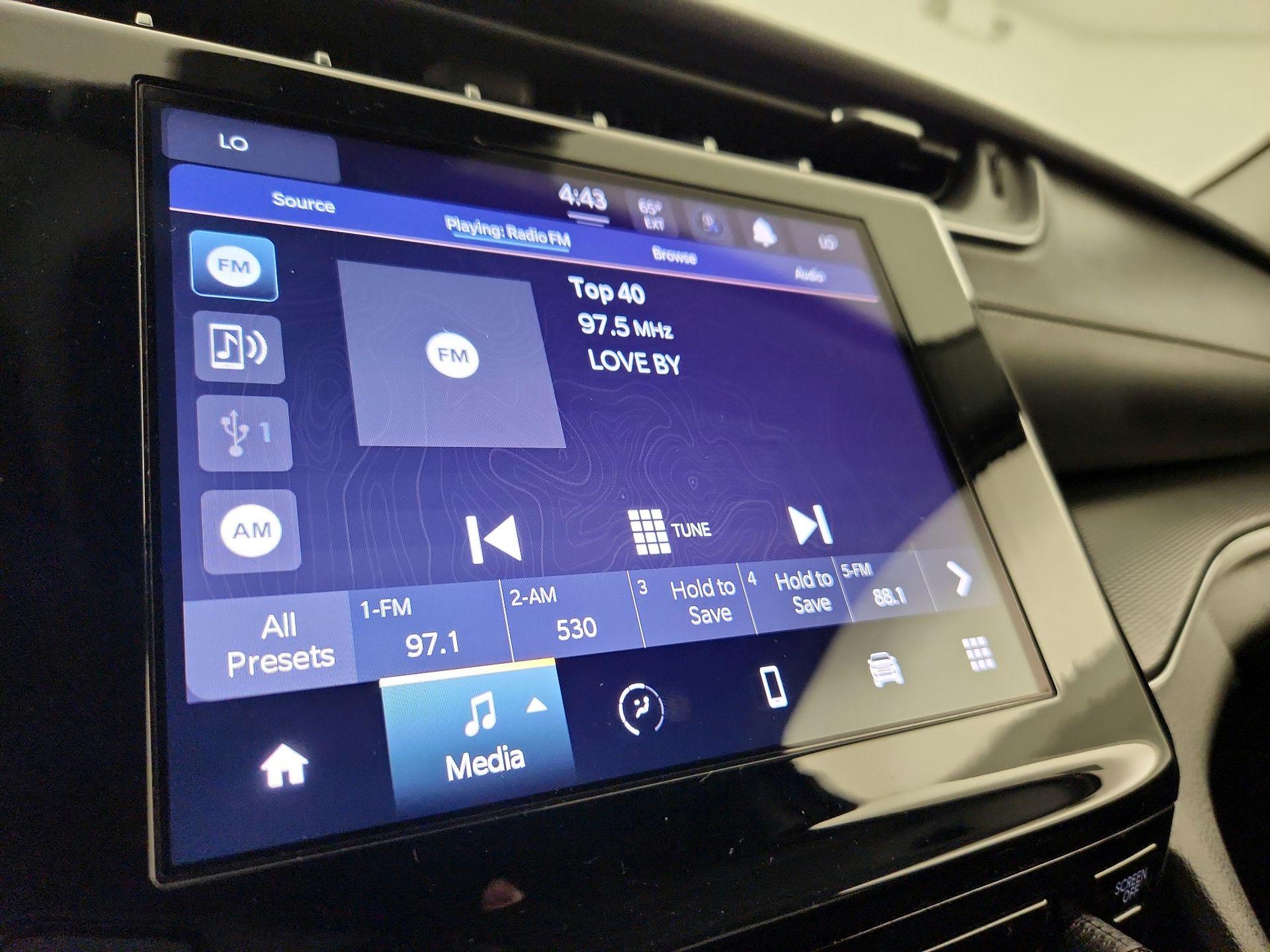 Thumbnail: 2023 Jeep Grand Cherokee - 15