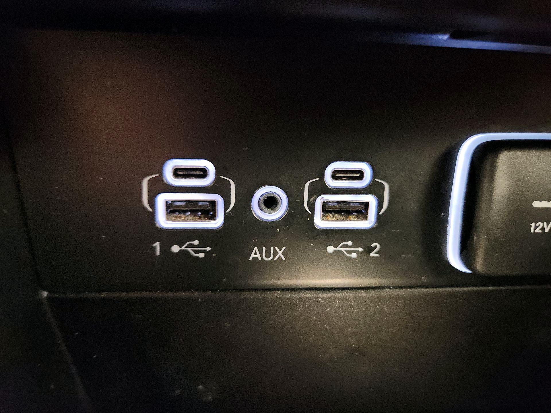 Thumbnail: 2023 Jeep Grand Cherokee - 18