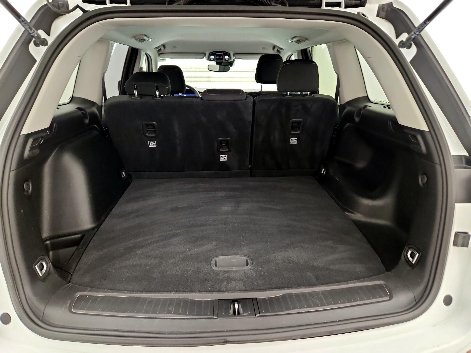 Thumbnail: 2023 Jeep Grand Cherokee - 20