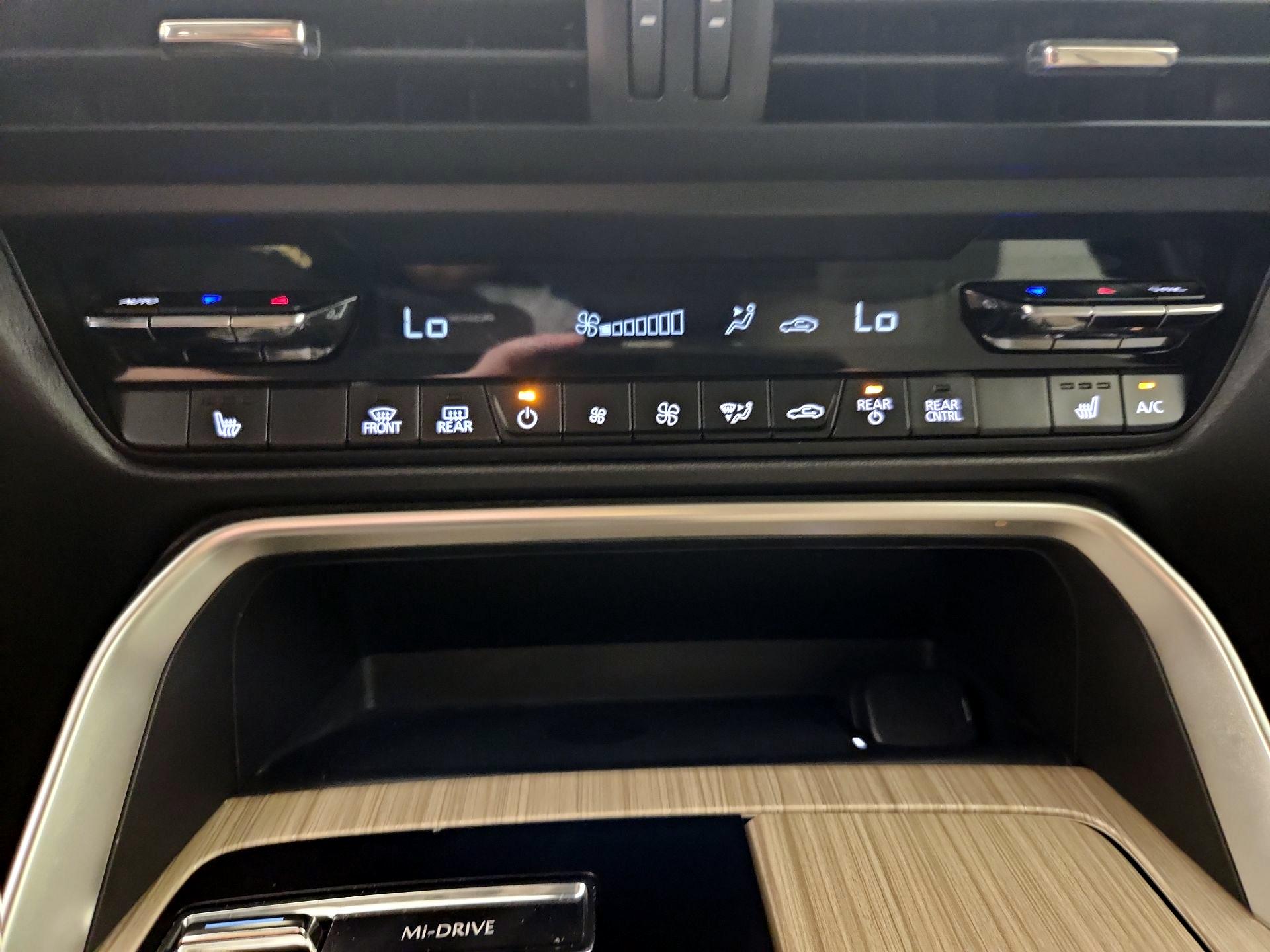Thumbnail: 2024 Mazda CX-90 - 16