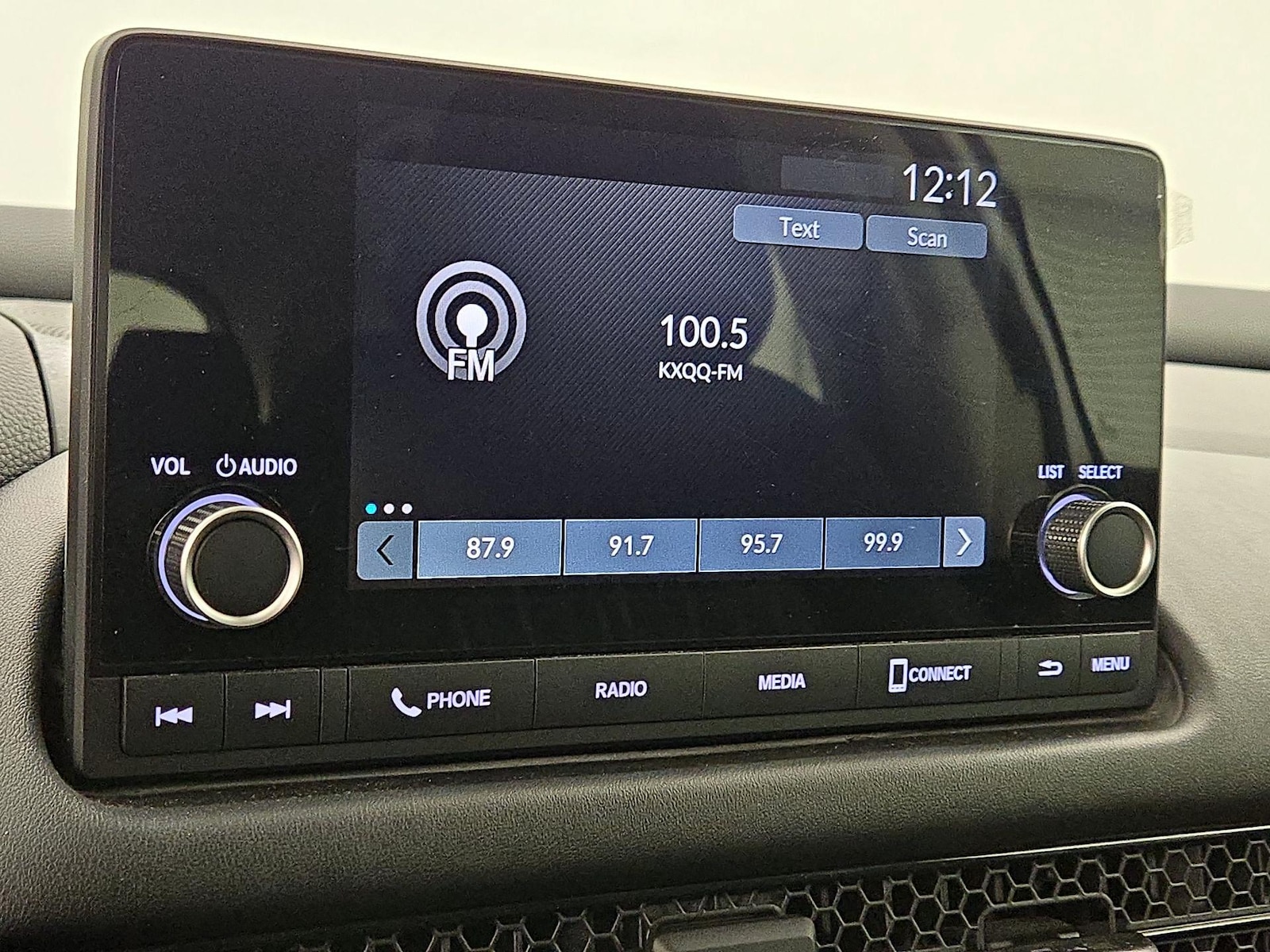2023 Honda HR-V LX - Photo 16