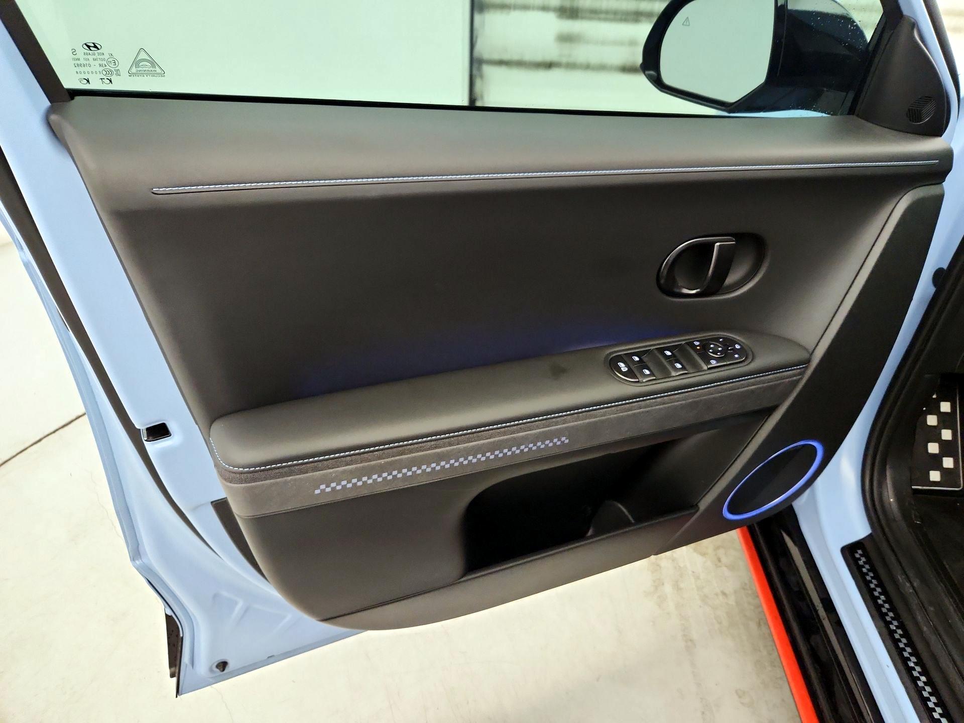 Thumbnail: 2025 Hyundai Ioniq 5 - 12