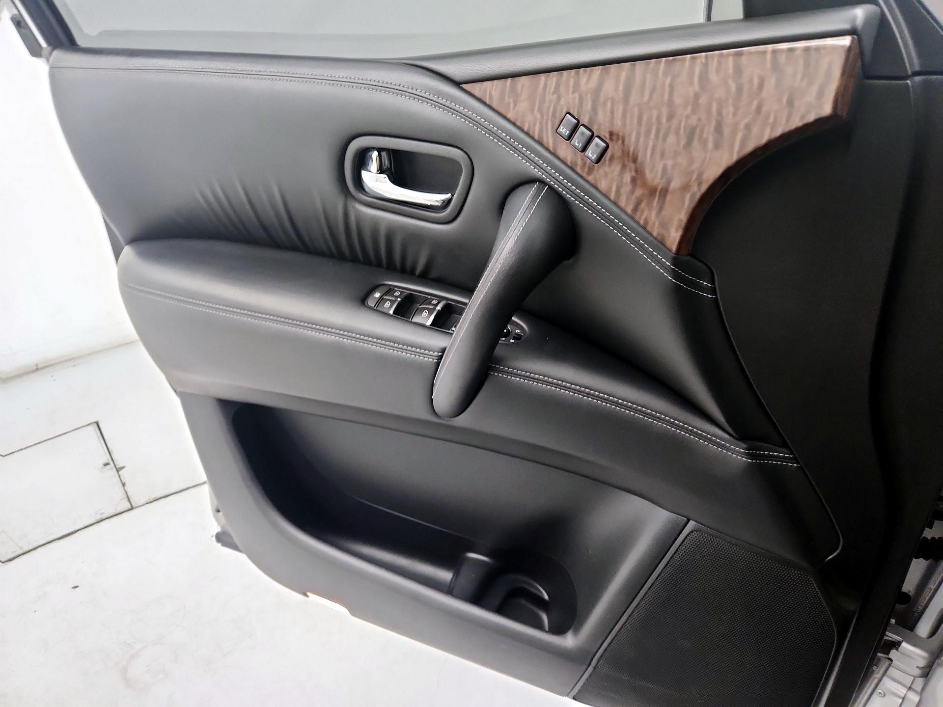 Thumbnail: 2017 Nissan Armada - 12