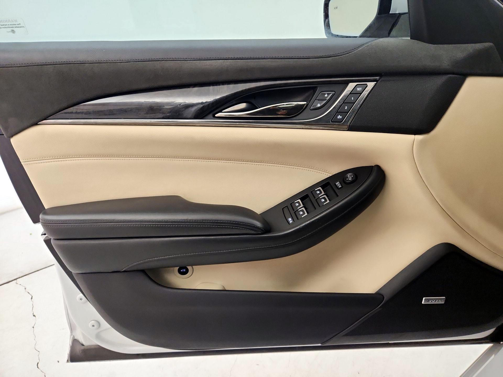 Thumbnail: 2019 Cadillac CTS - 12