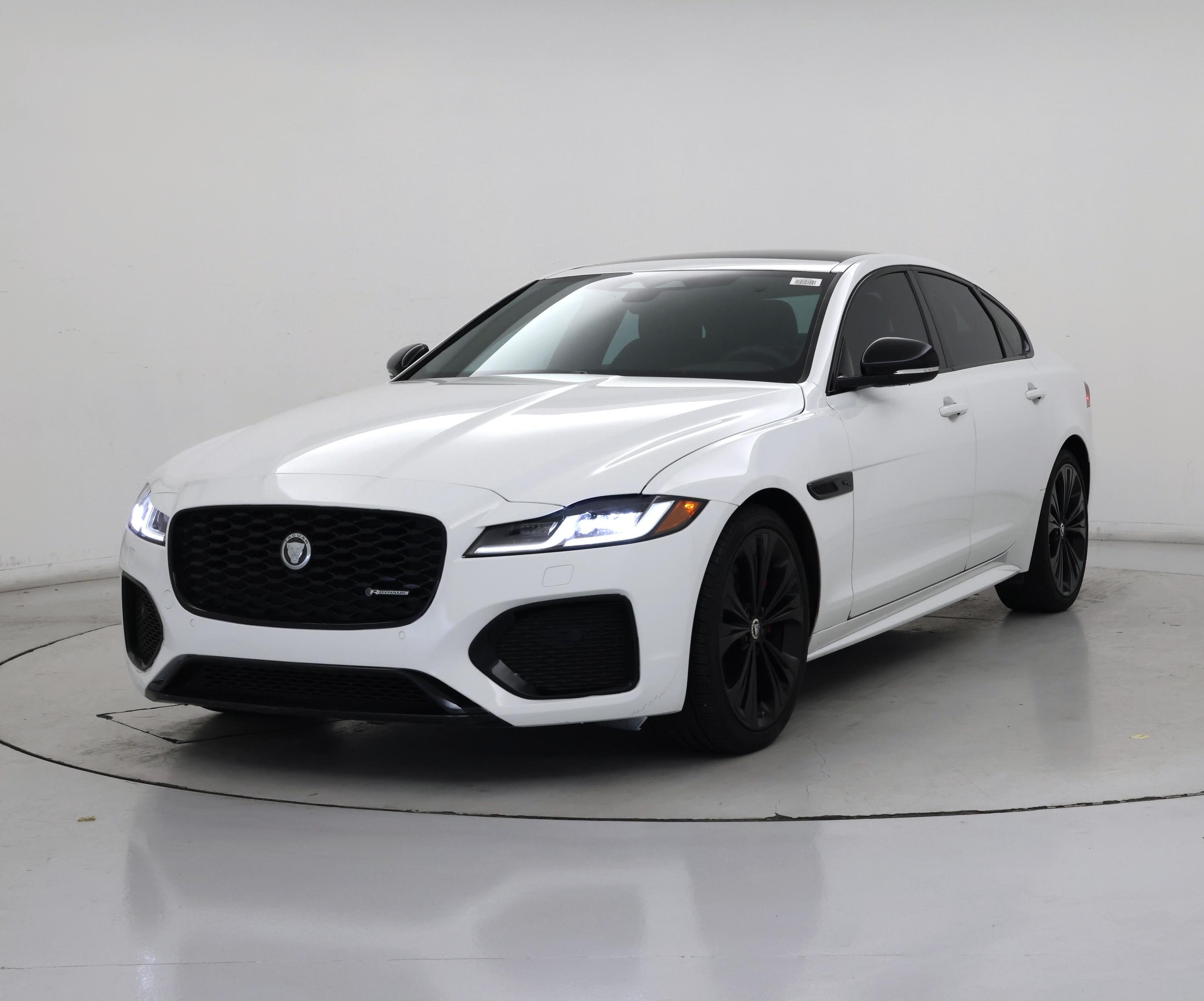 Thumbnail: 2024 Jaguar XF - 4