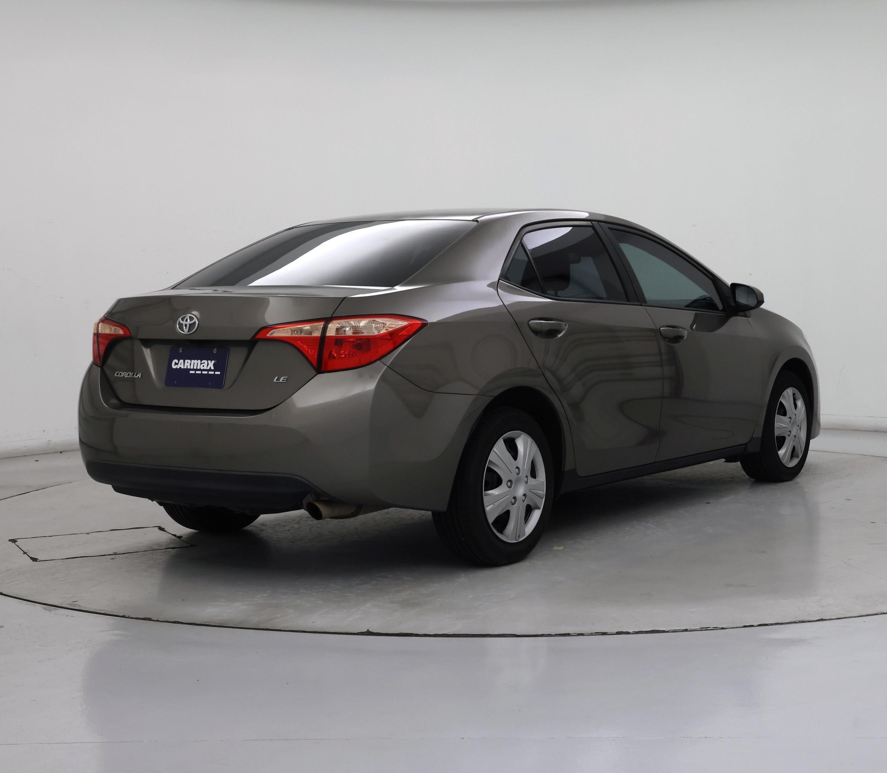 Thumbnail: 2018 Toyota Corolla - 8