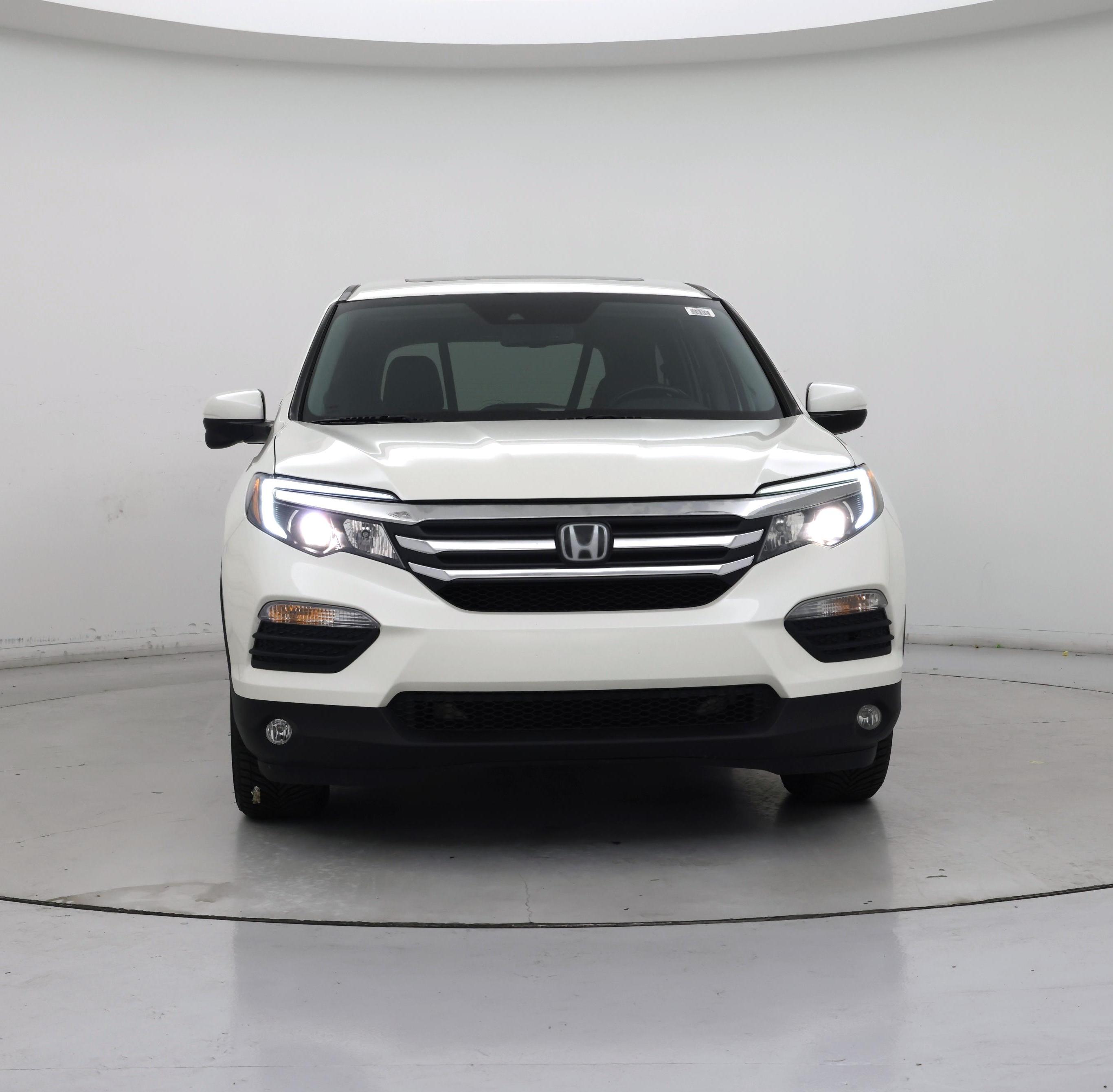 Thumbnail: 2017 Honda Pilot - 5