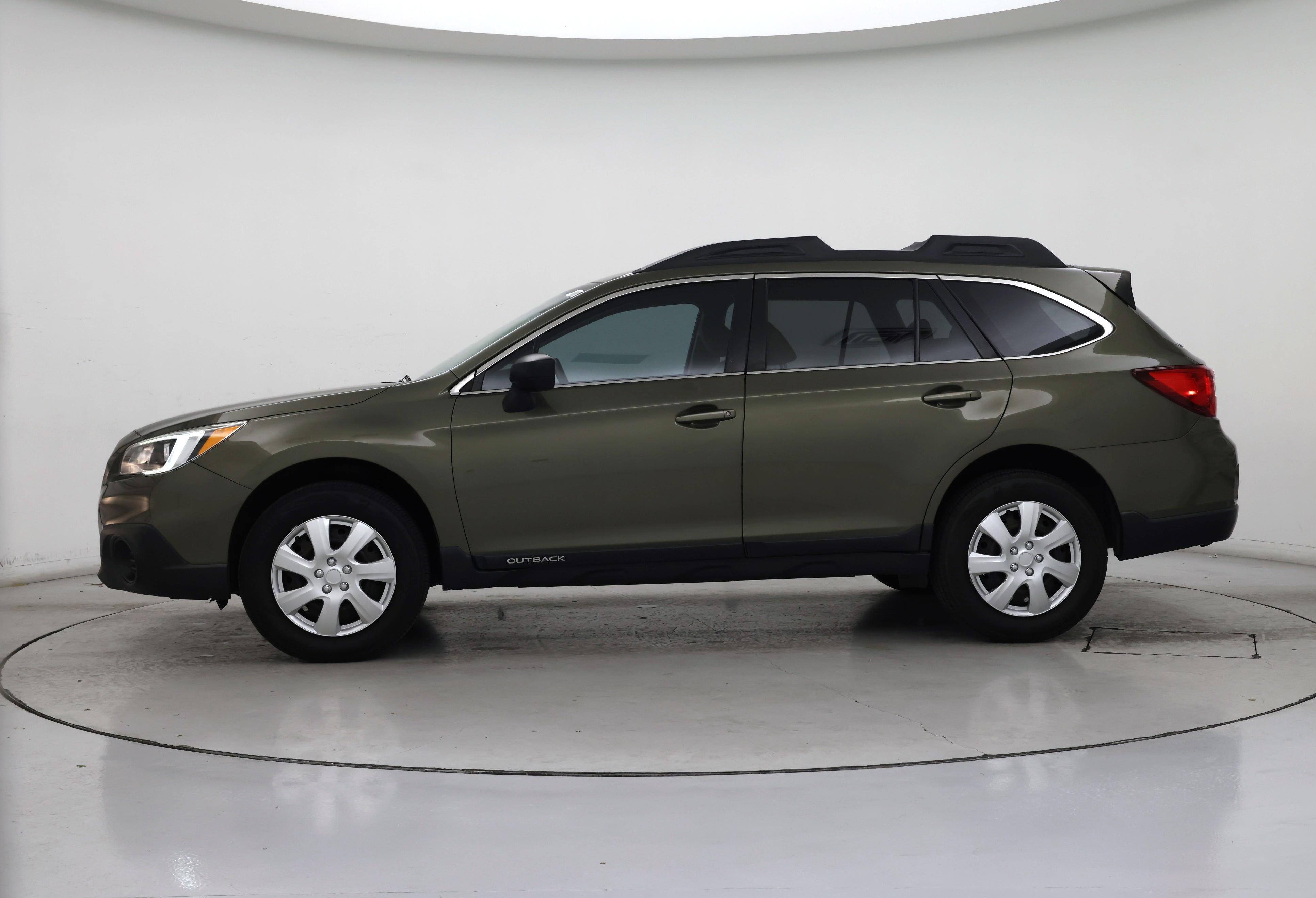 Thumbnail: 2015 Subaru Outback - 3