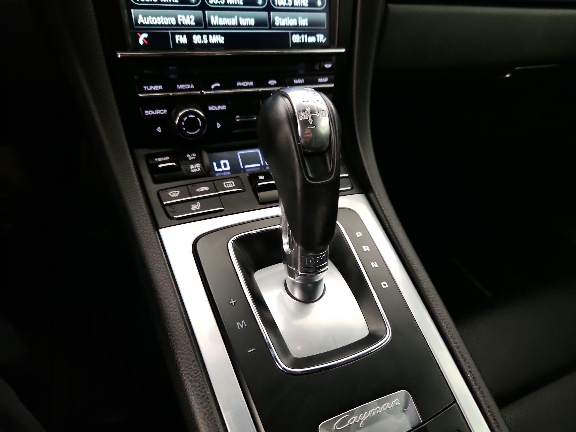 Thumbnail: 2016 Porsche Cayman - 17