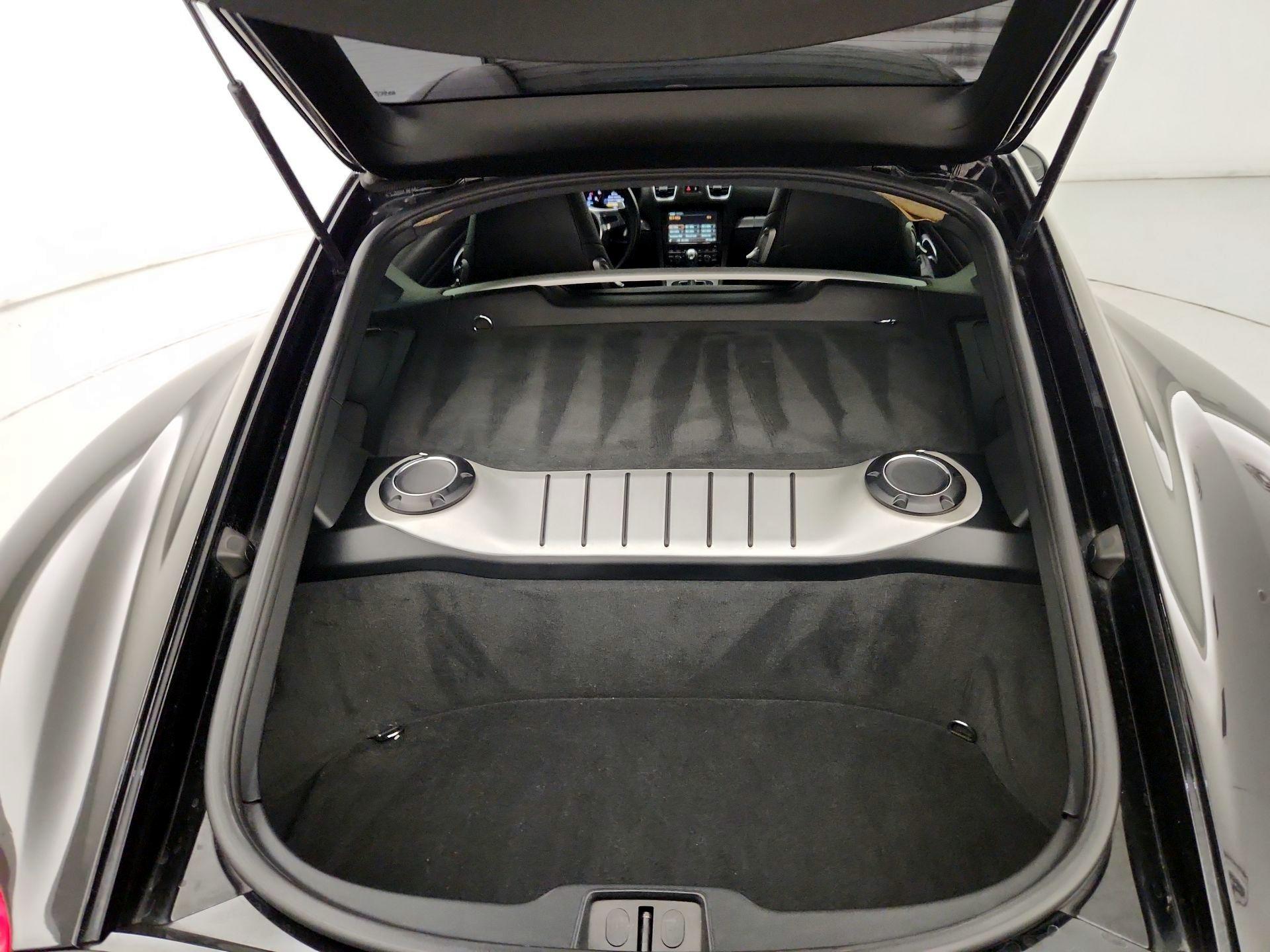 Thumbnail: 2016 Porsche Cayman - 19
