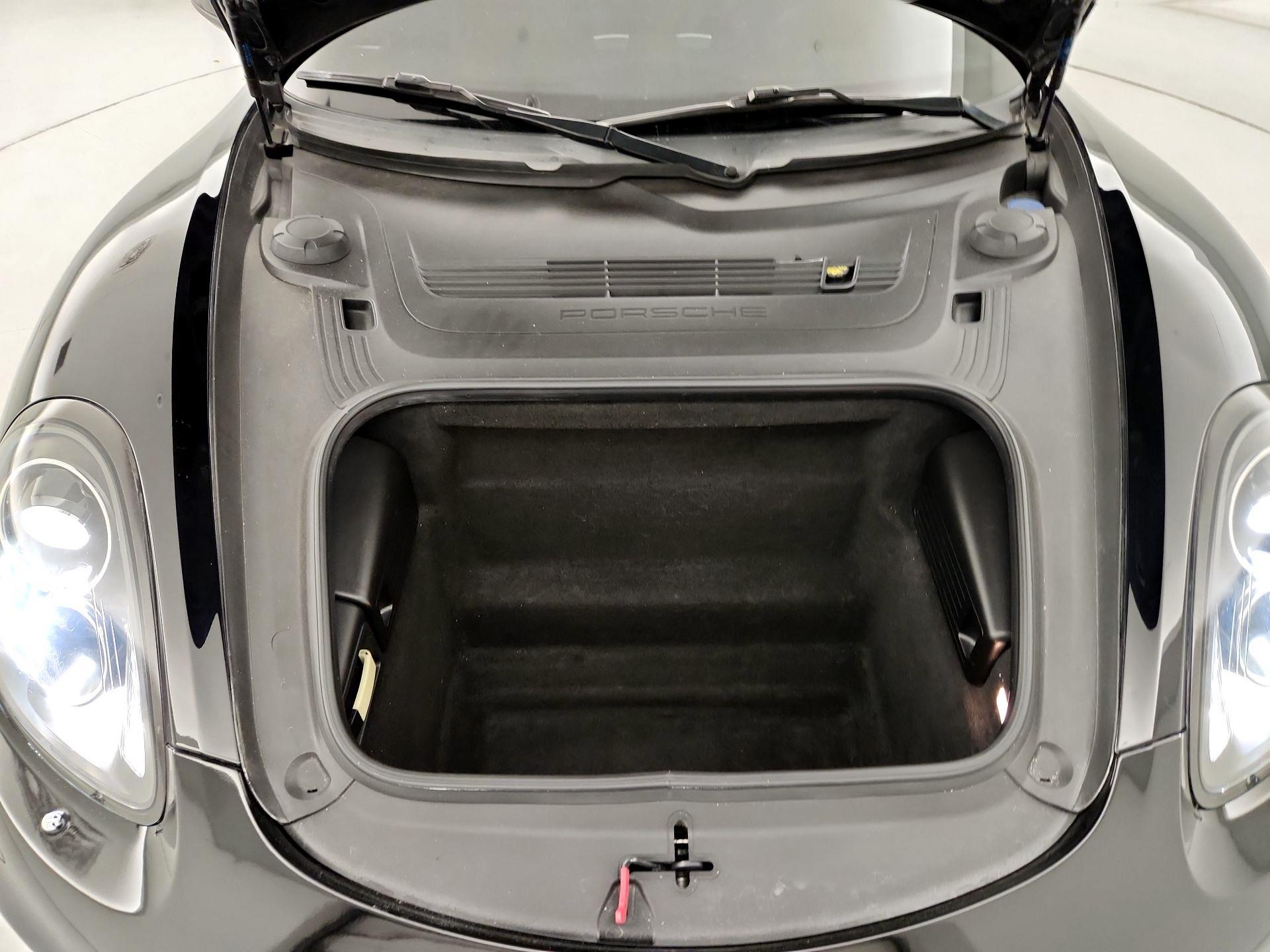 Thumbnail: 2016 Porsche Cayman - 20