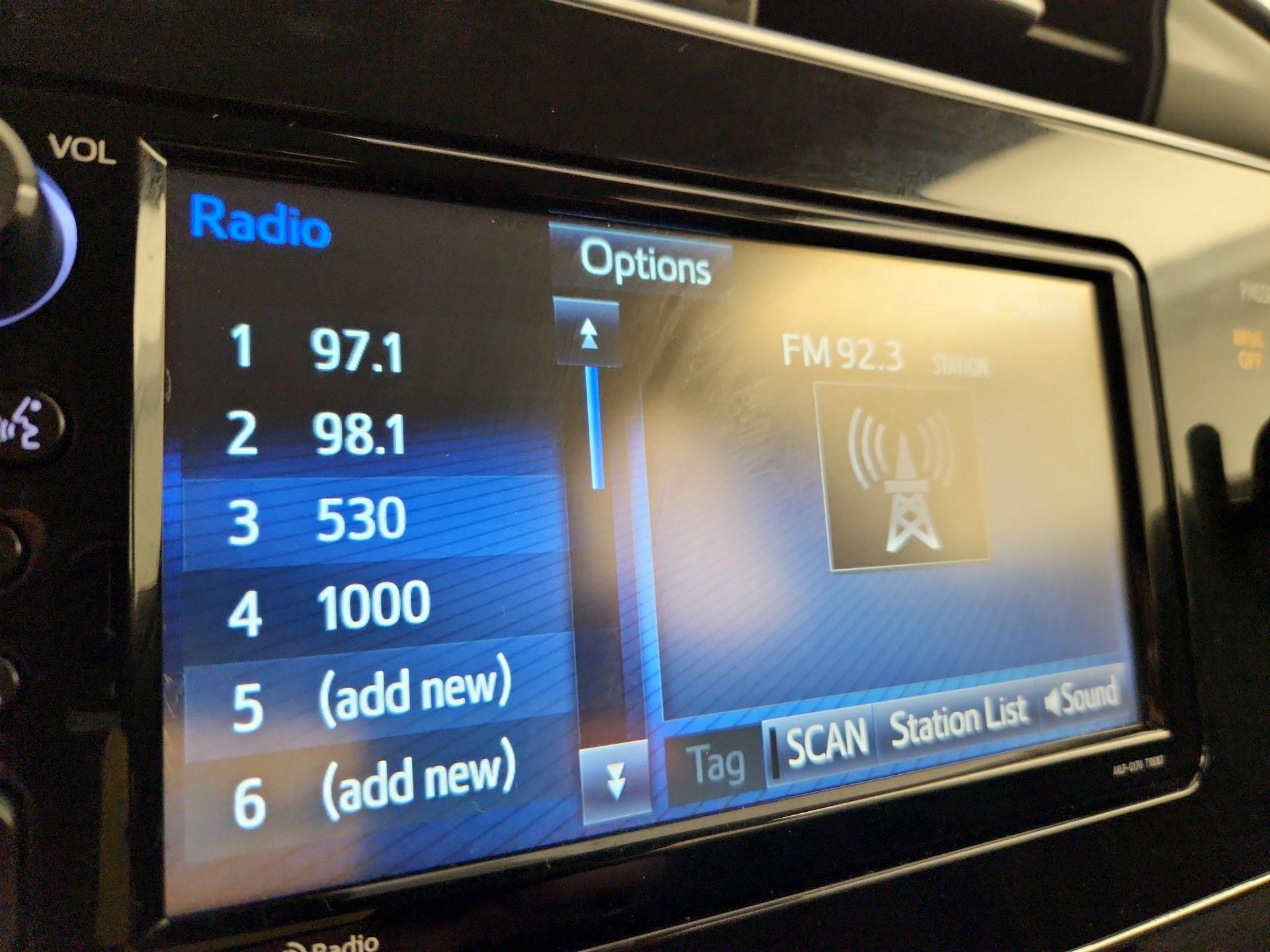 Thumbnail: 2017 Toyota Corolla iM - 15