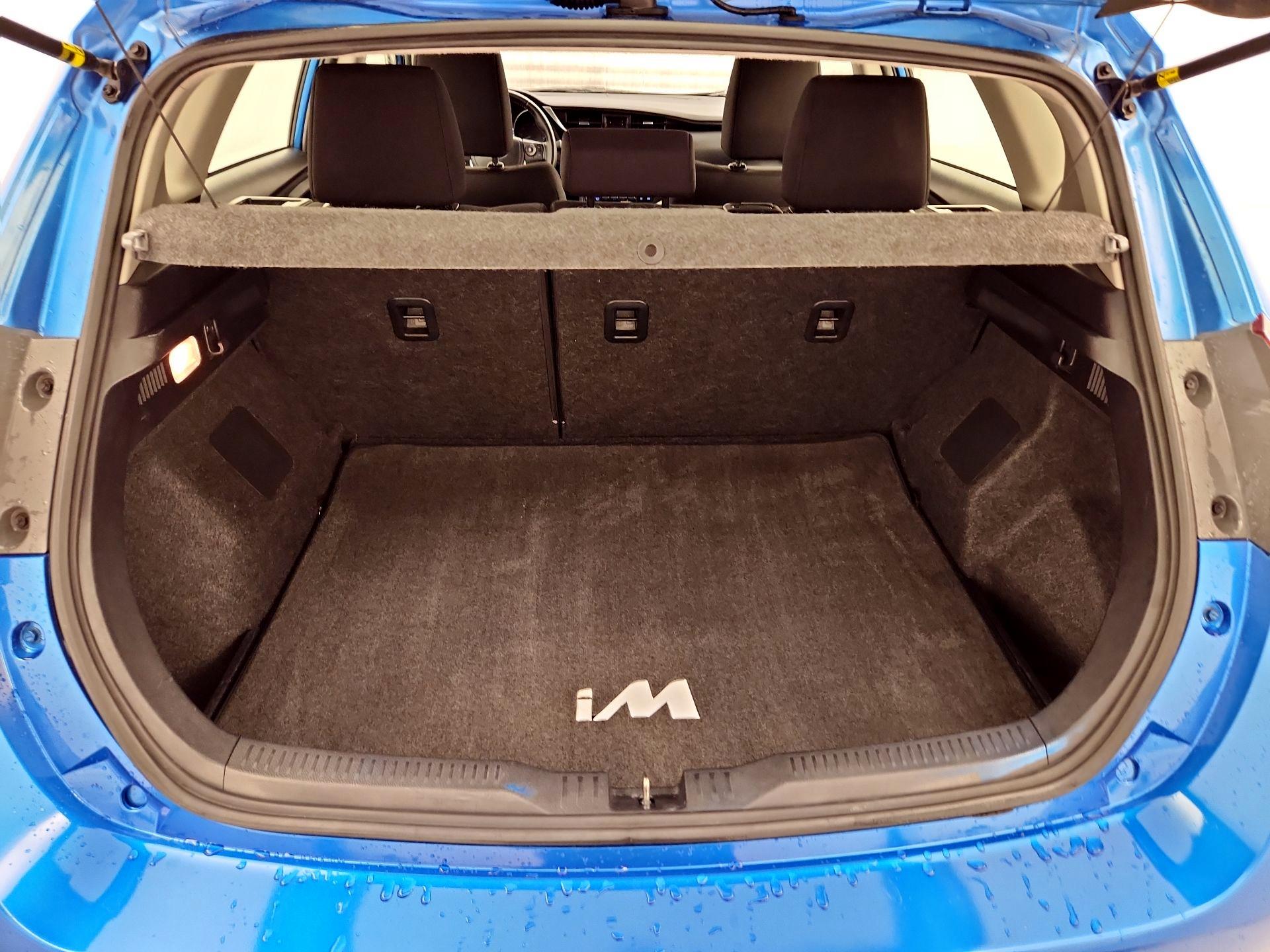 Thumbnail: 2017 Toyota Corolla iM - 20