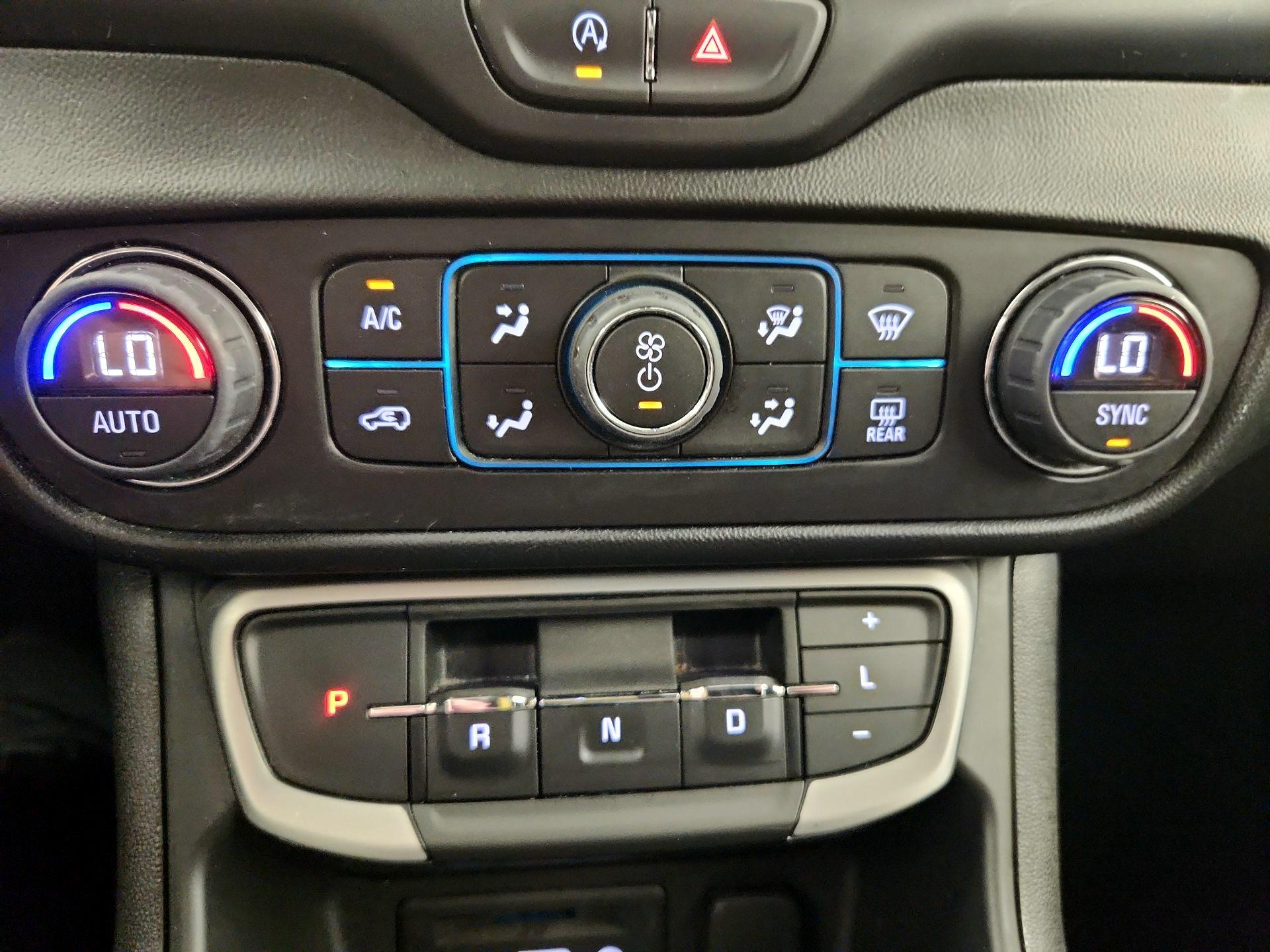 Thumbnail: 2023 GMC Terrain - 16