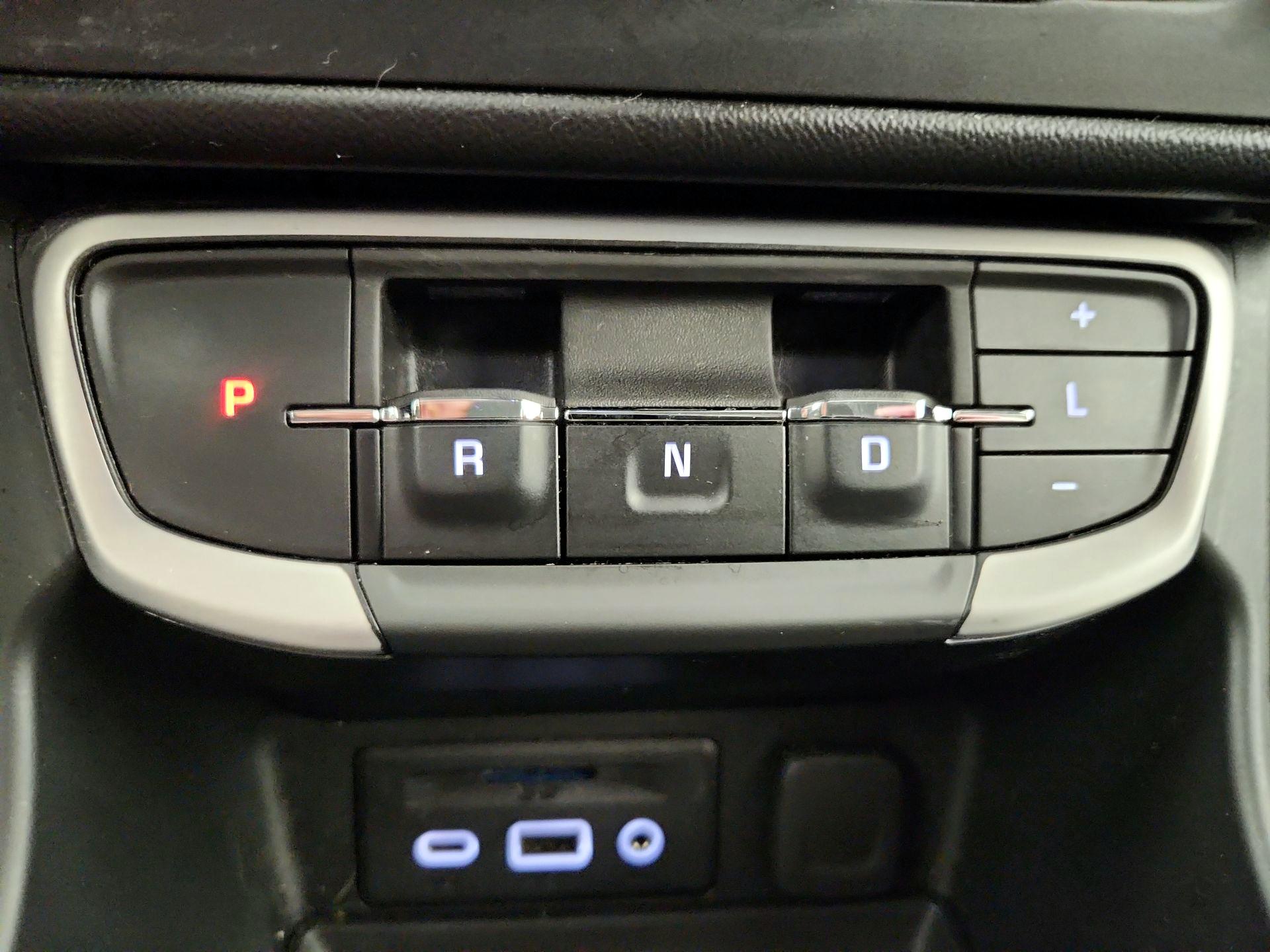 Thumbnail: 2023 GMC Terrain - 17