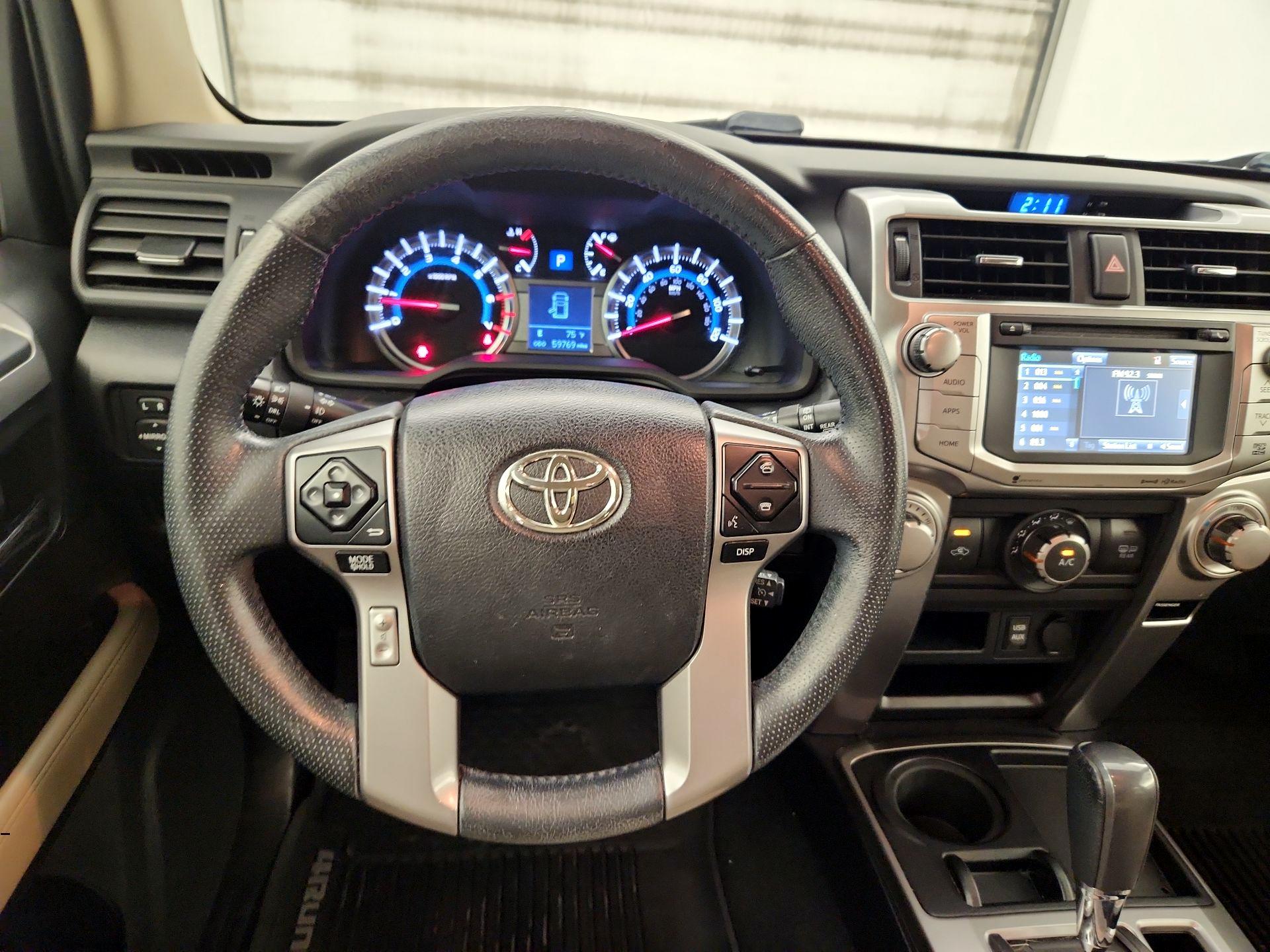Thumbnail: 2017 Toyota 4Runner - 10