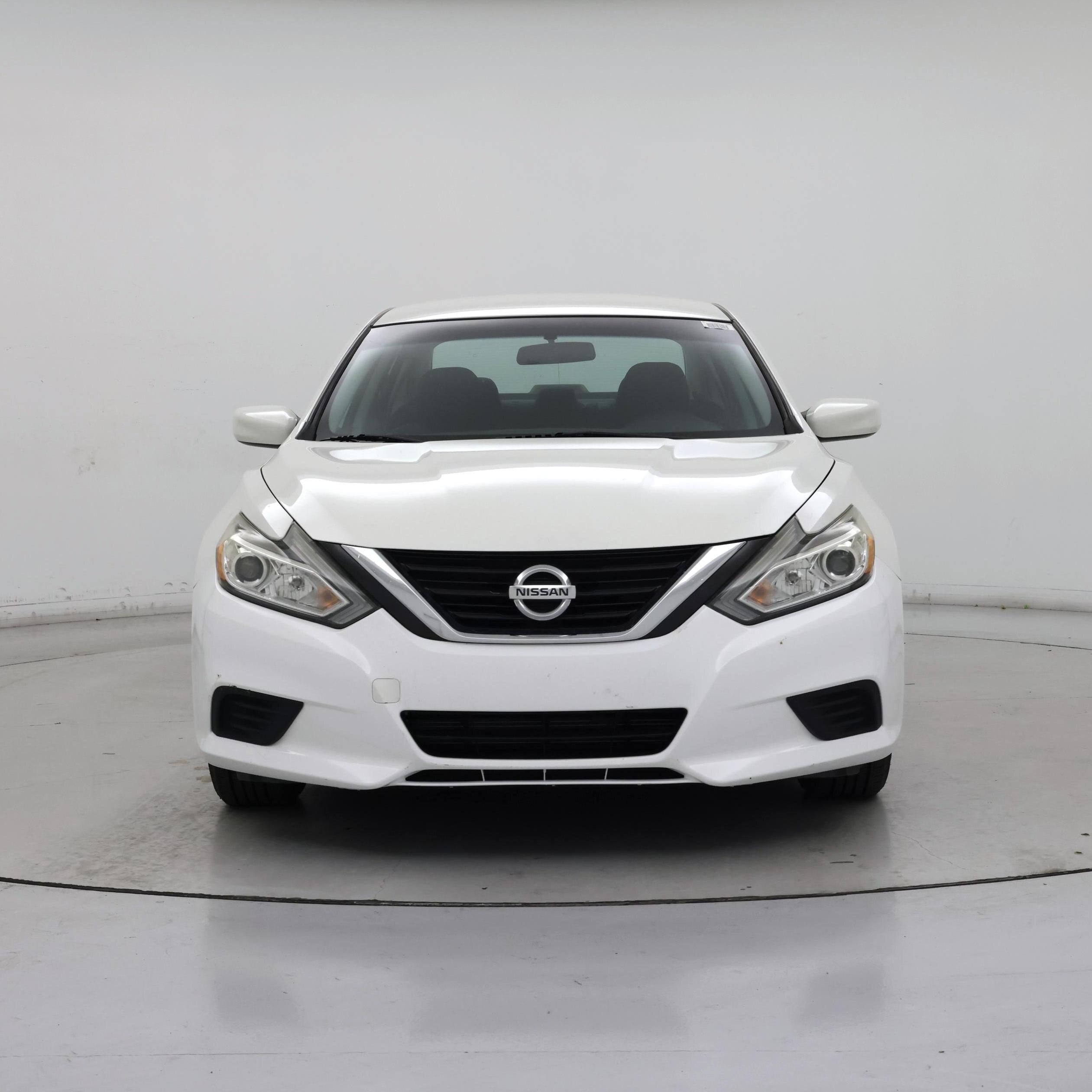 Thumbnail: 2017 Nissan Altima - 5