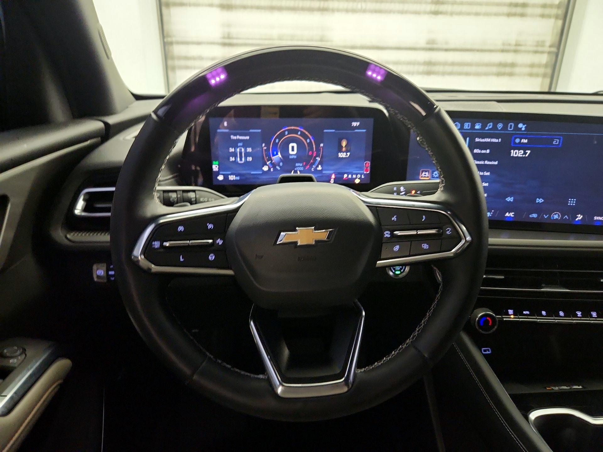 Thumbnail: 2024 Chevrolet Traverse - 10