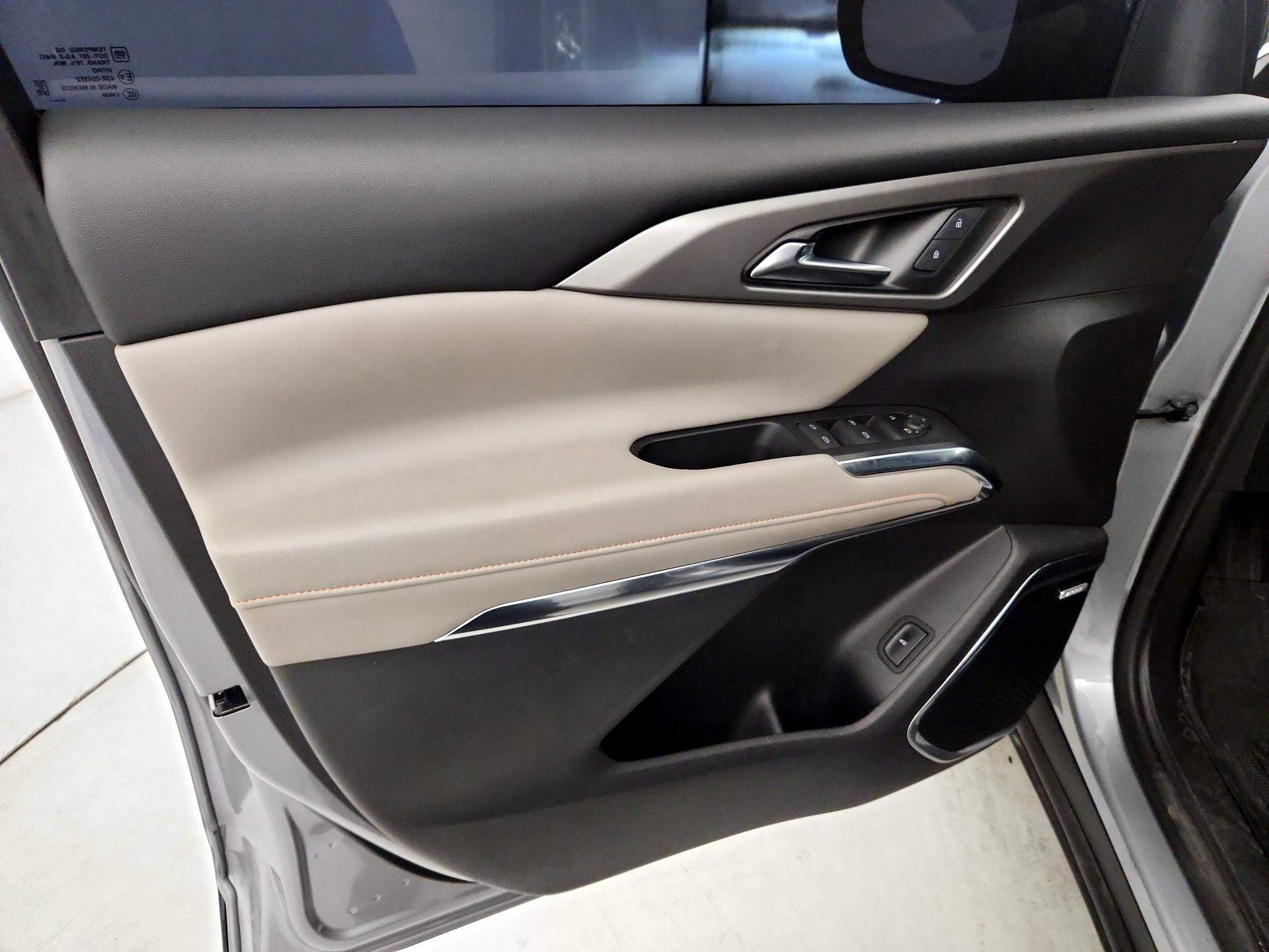 Thumbnail: 2024 Chevrolet Traverse - 12