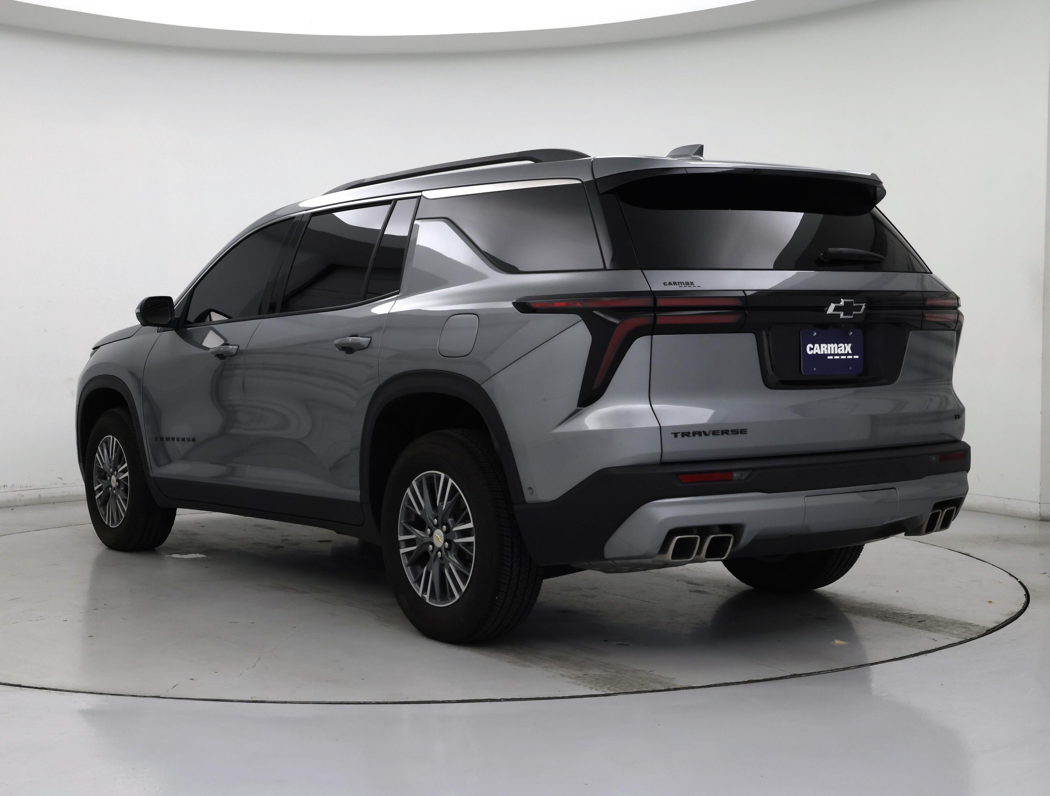 Thumbnail: 2024 Chevrolet Traverse - 2