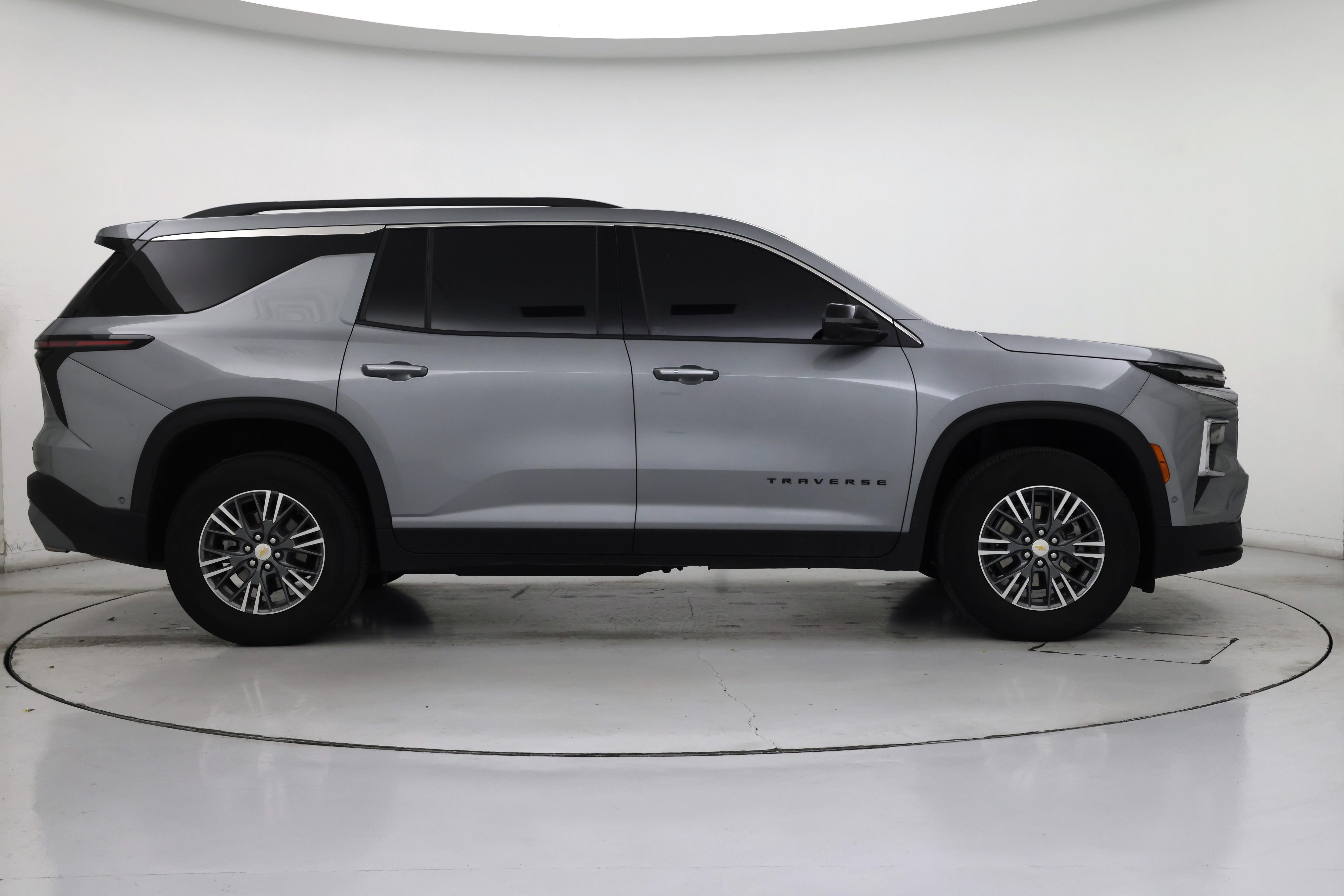Thumbnail: 2024 Chevrolet Traverse - 7