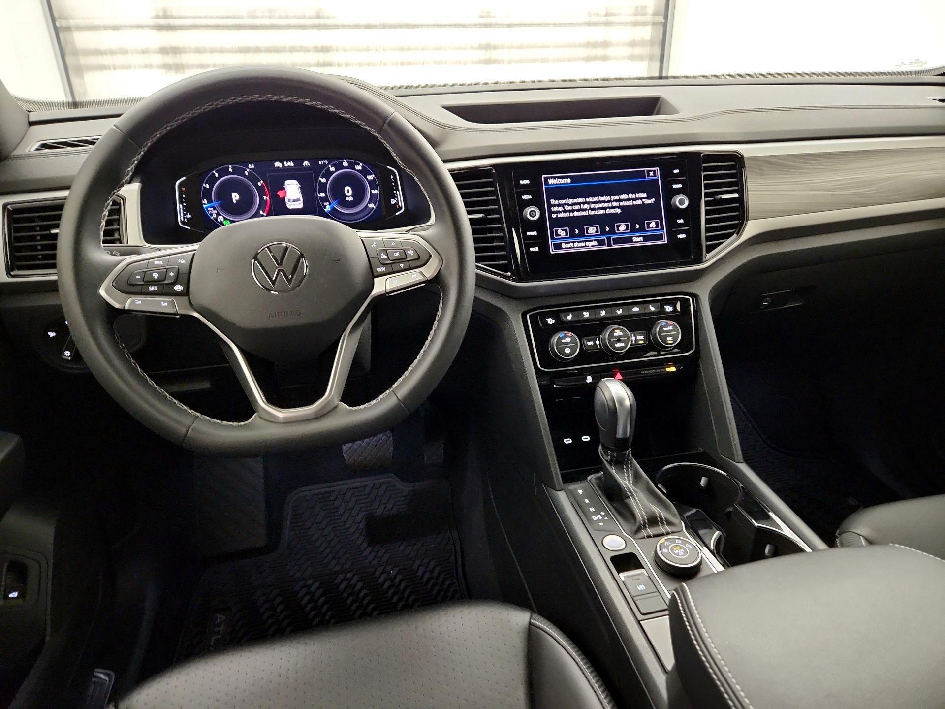 Thumbnail: 2023 Volkswagen Atlas - 9