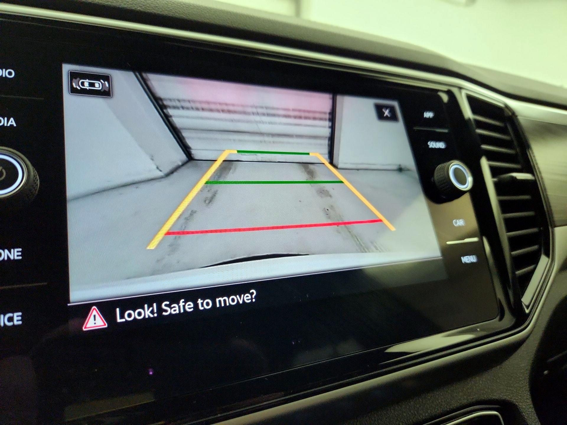 Thumbnail: 2023 Volkswagen Atlas - 14