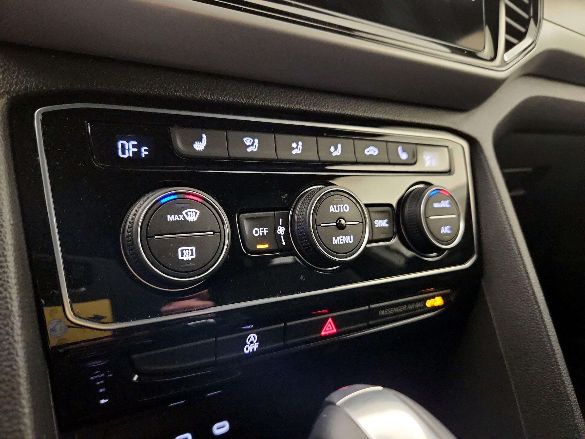 Thumbnail: 2023 Volkswagen Atlas - 16