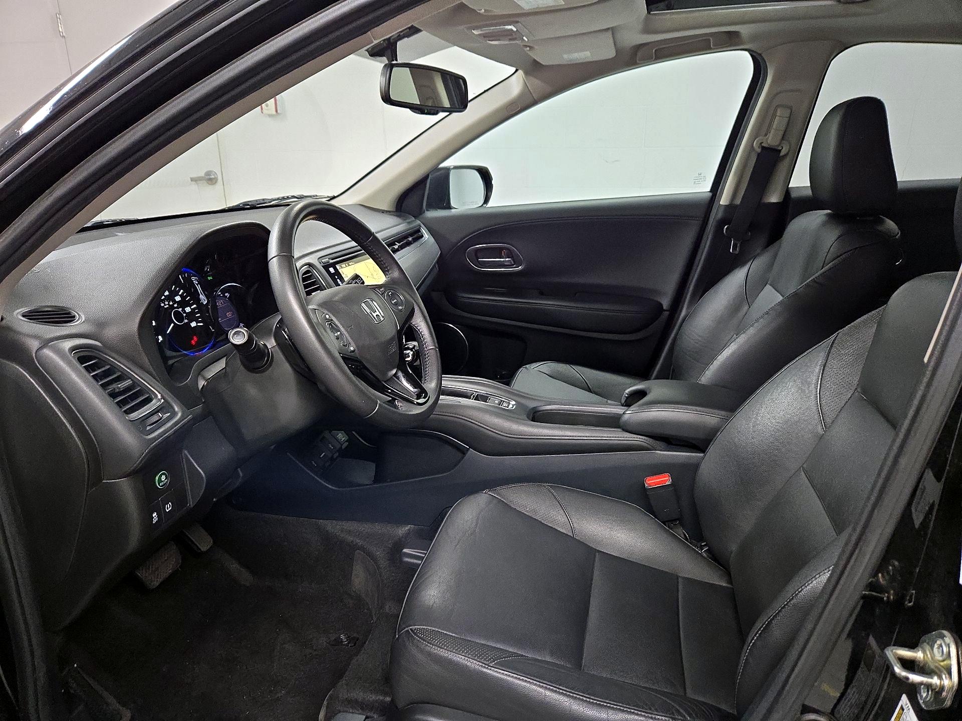 Thumbnail: 2016 Honda HR-V - 11