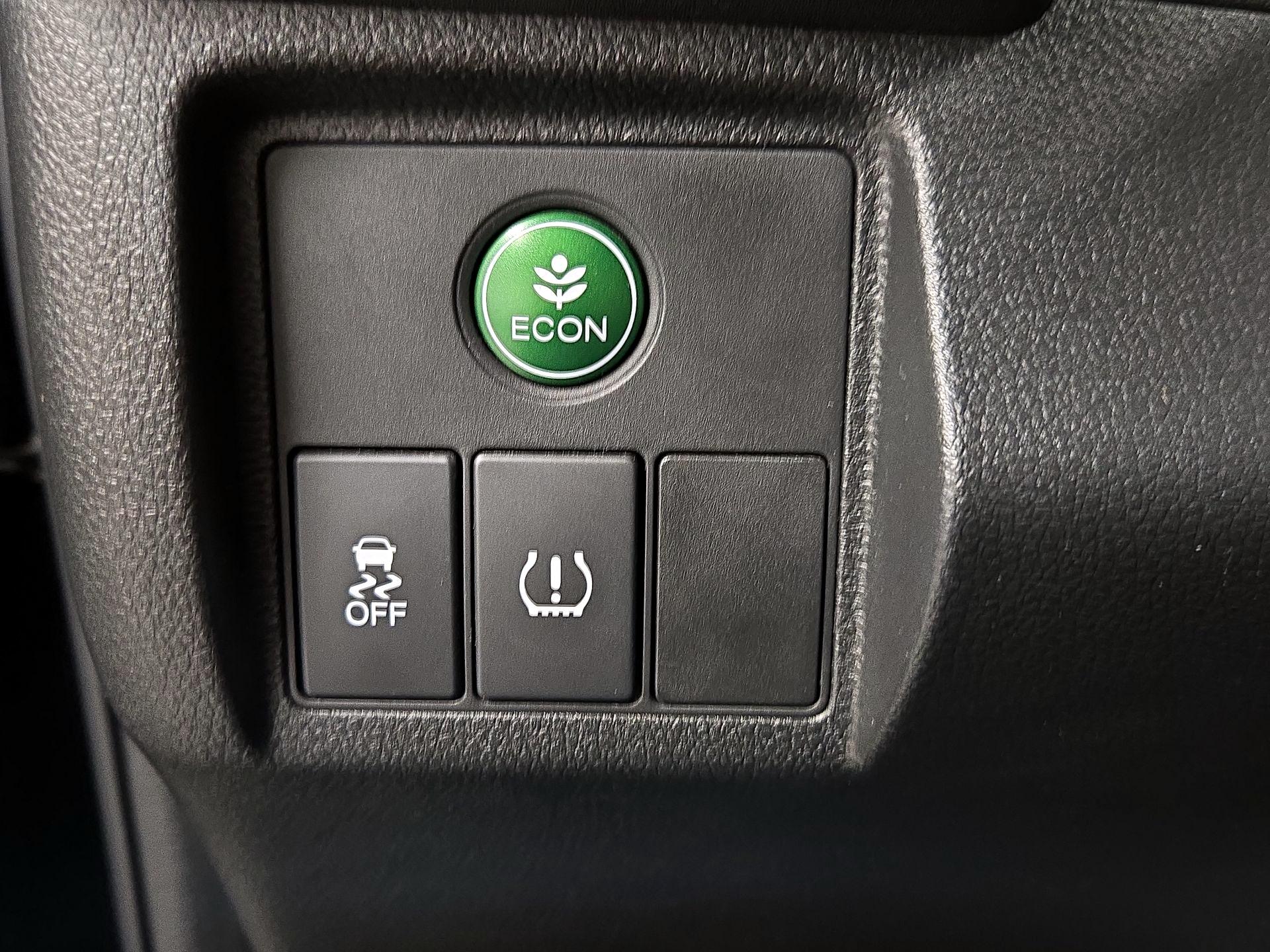 Thumbnail: 2016 Honda HR-V - 13