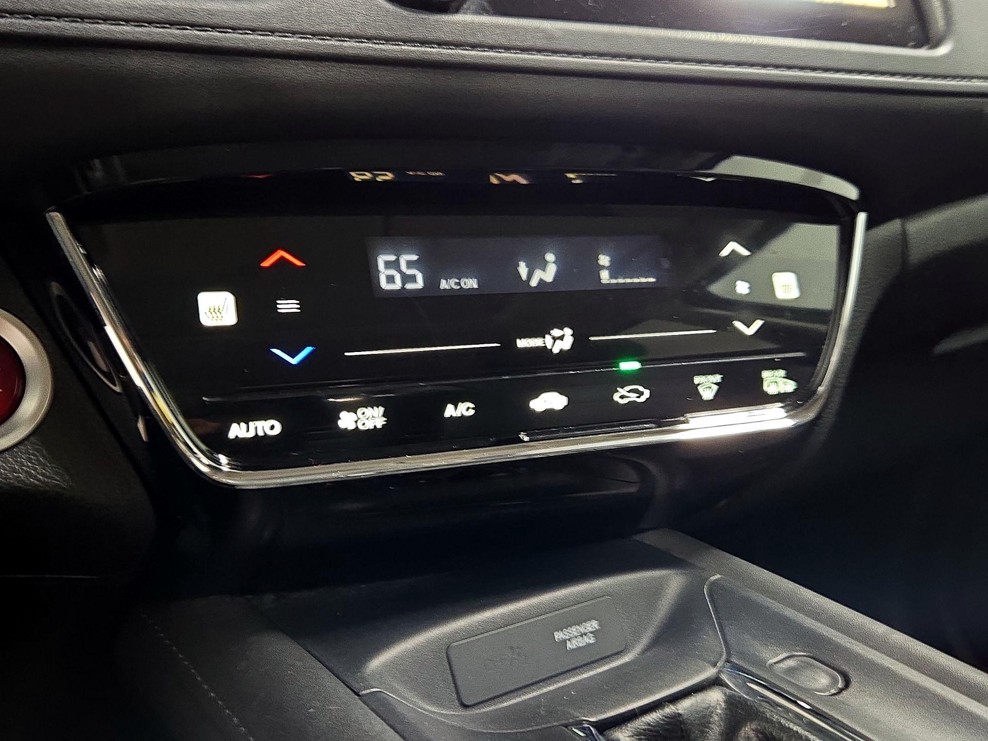 Thumbnail: 2016 Honda HR-V - 17