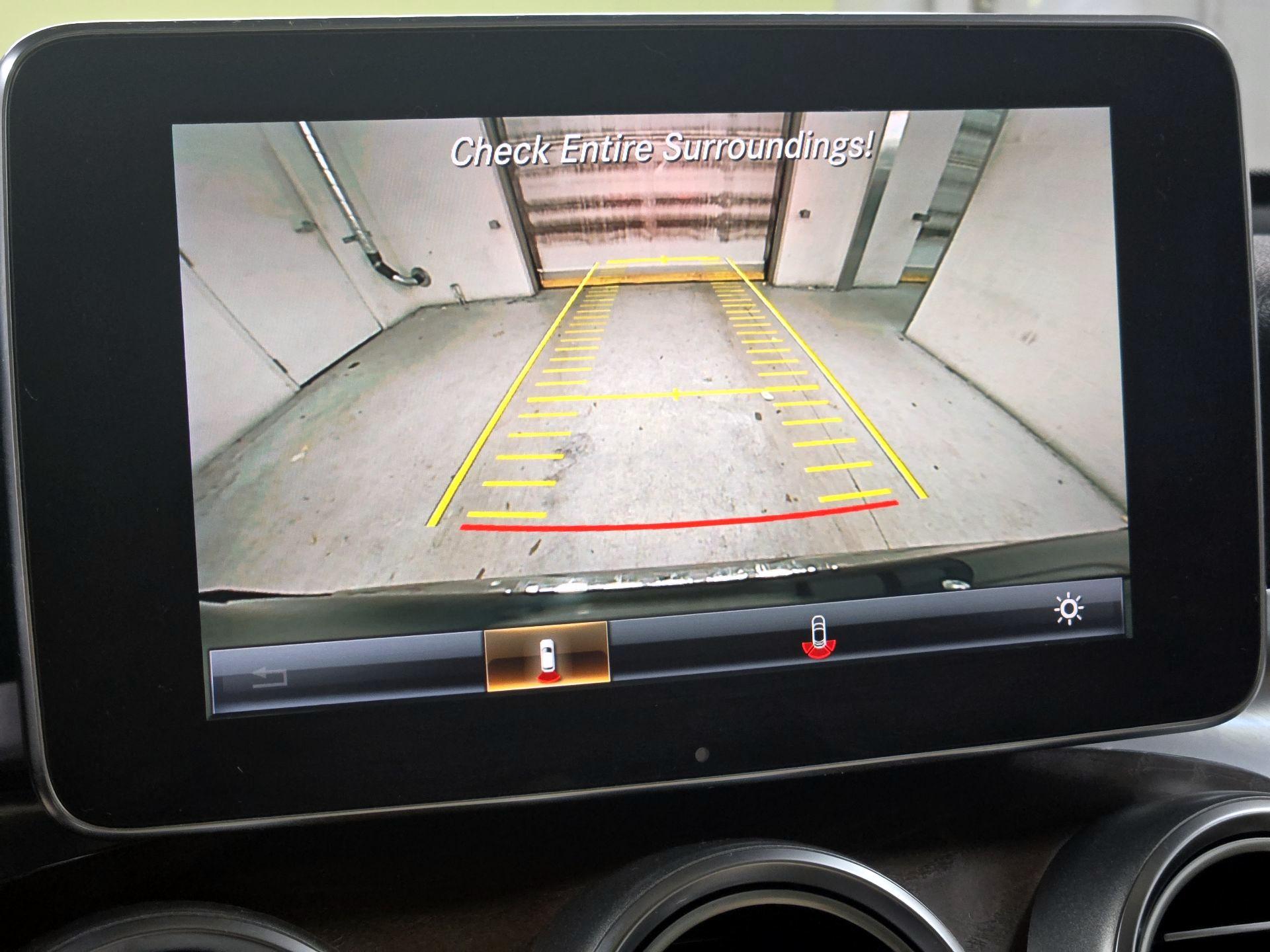 Thumbnail: 2019 Mercedes-Benz GLC - 15