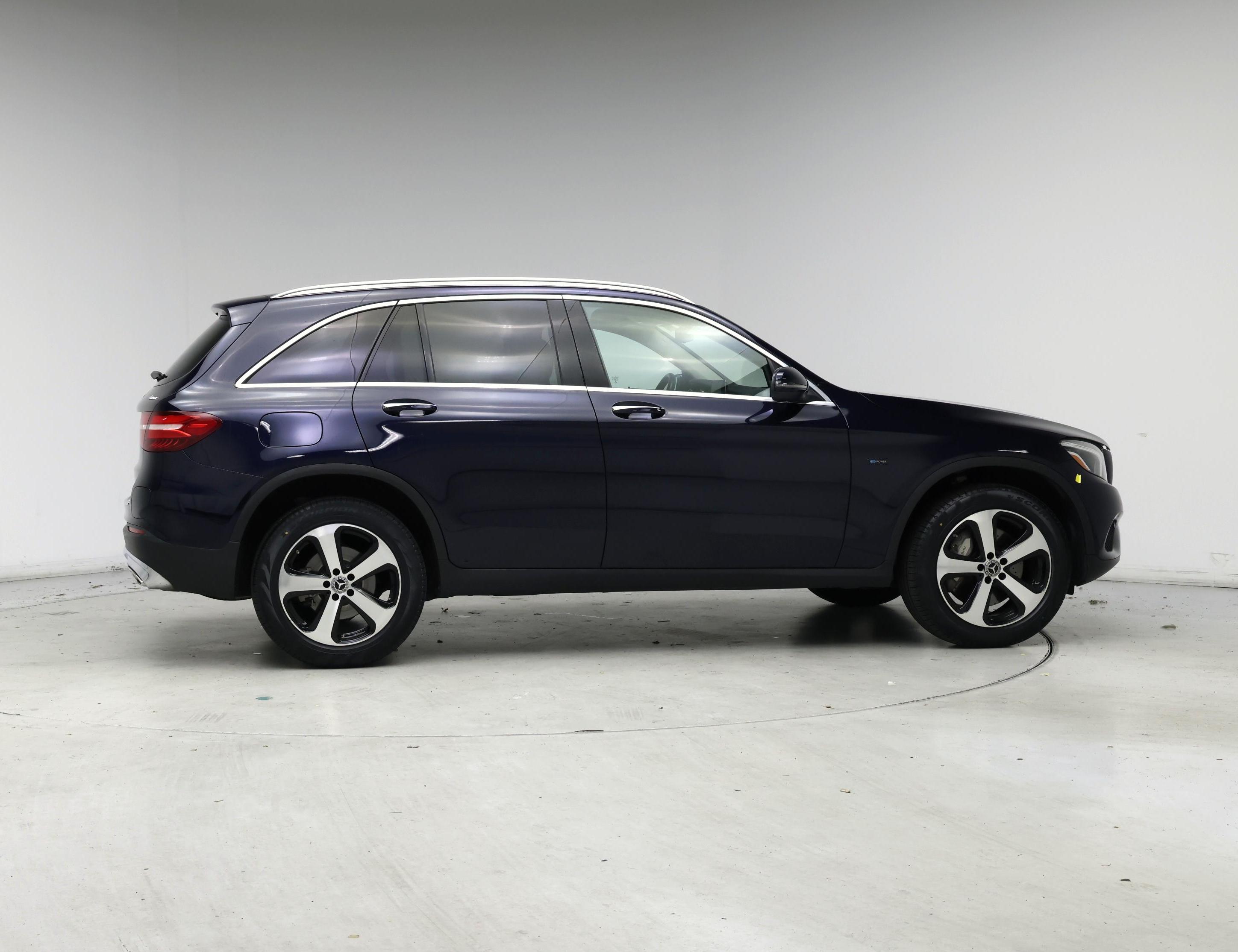 Thumbnail: 2019 Mercedes-Benz GLC - 7