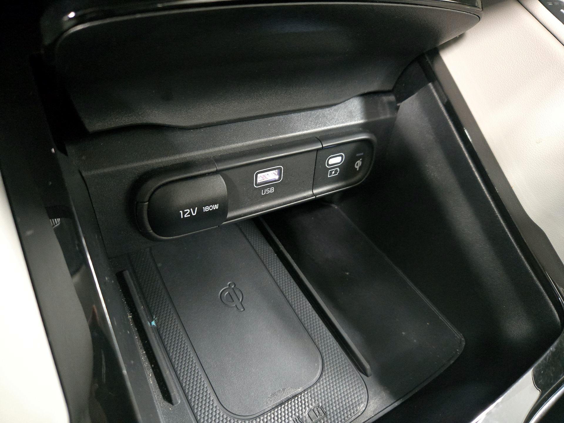 Thumbnail: 2023 Kia Telluride - 19