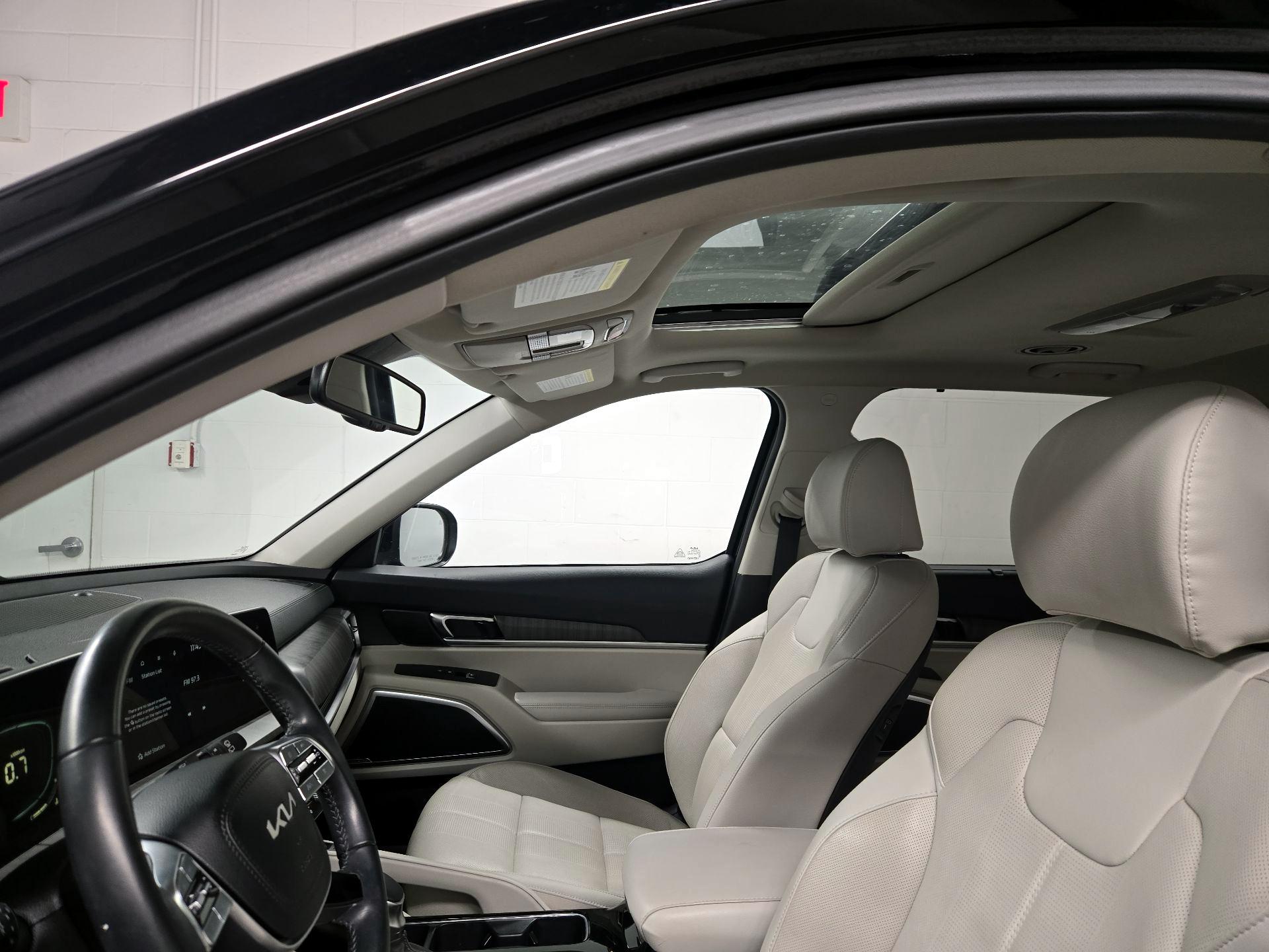 Thumbnail: 2023 Kia Telluride - 20