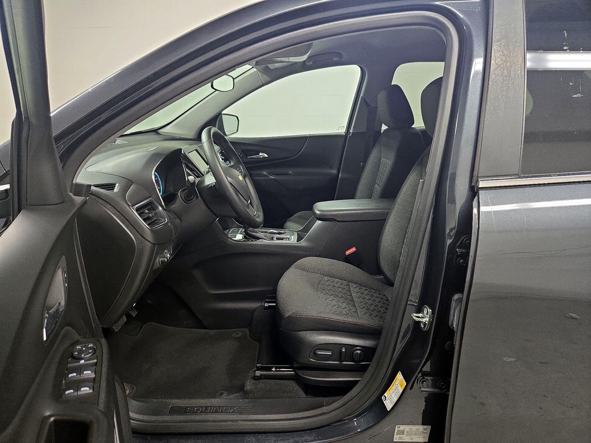Thumbnail: 2023 Chevrolet Equinox - 11