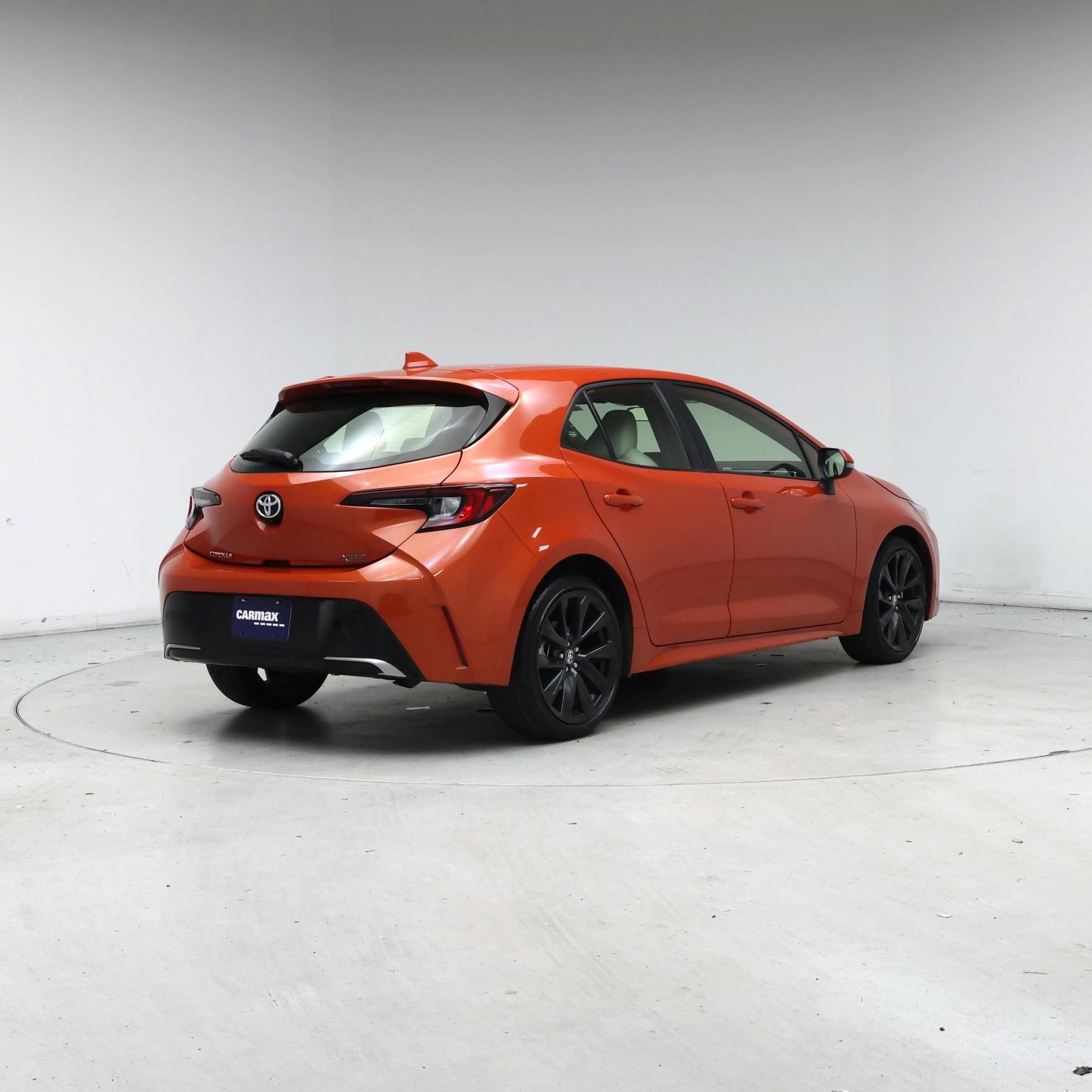 Thumbnail: 2023 Toyota Corolla - 8