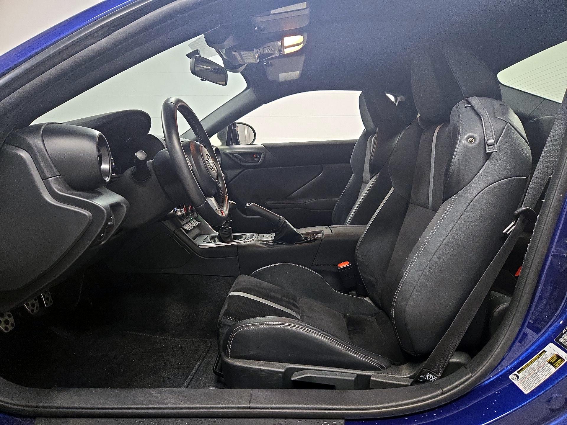 Thumbnail: 2024 Toyota GR86 - 11