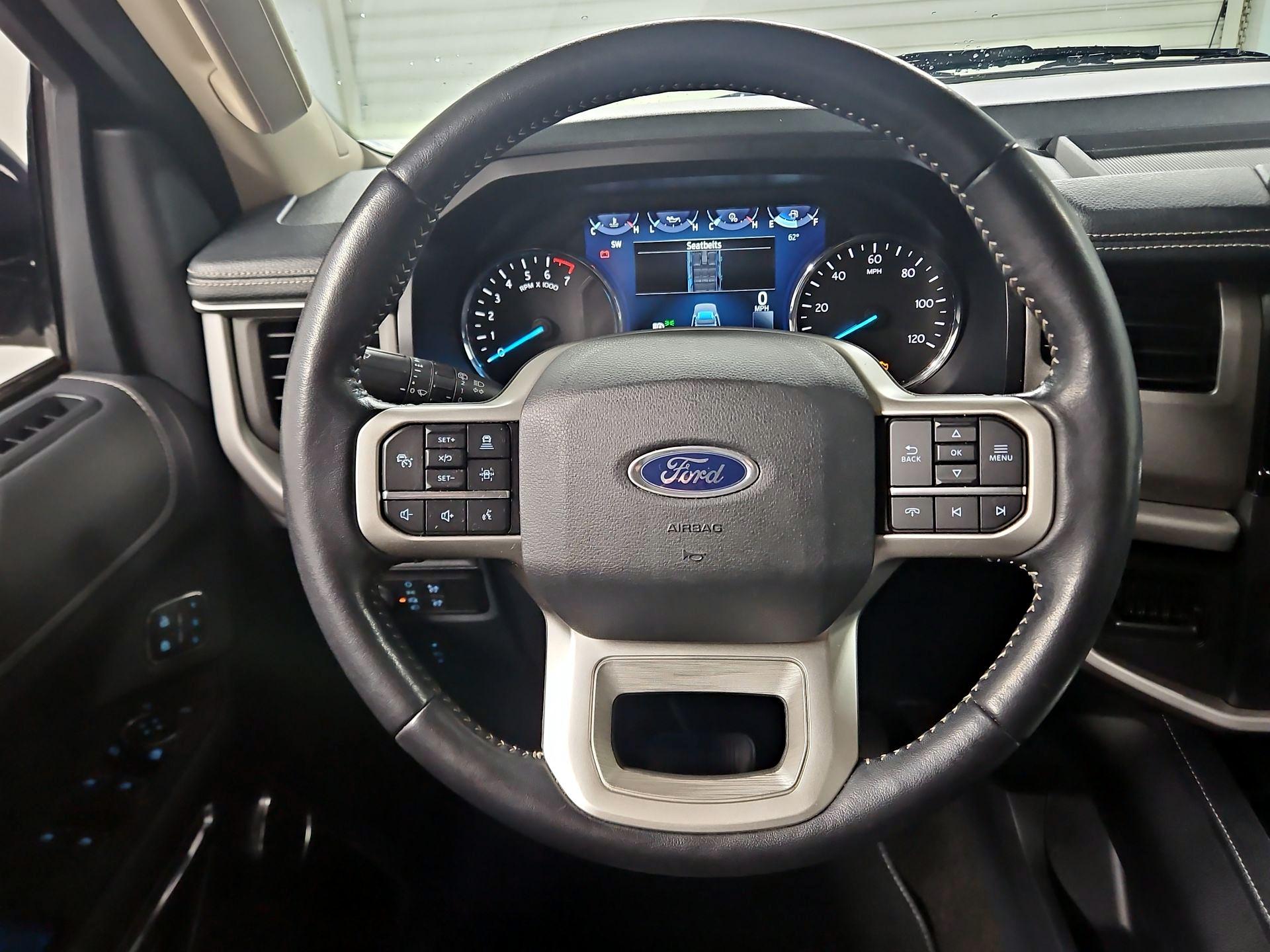 Thumbnail: 2022 Ford Expedition - 10