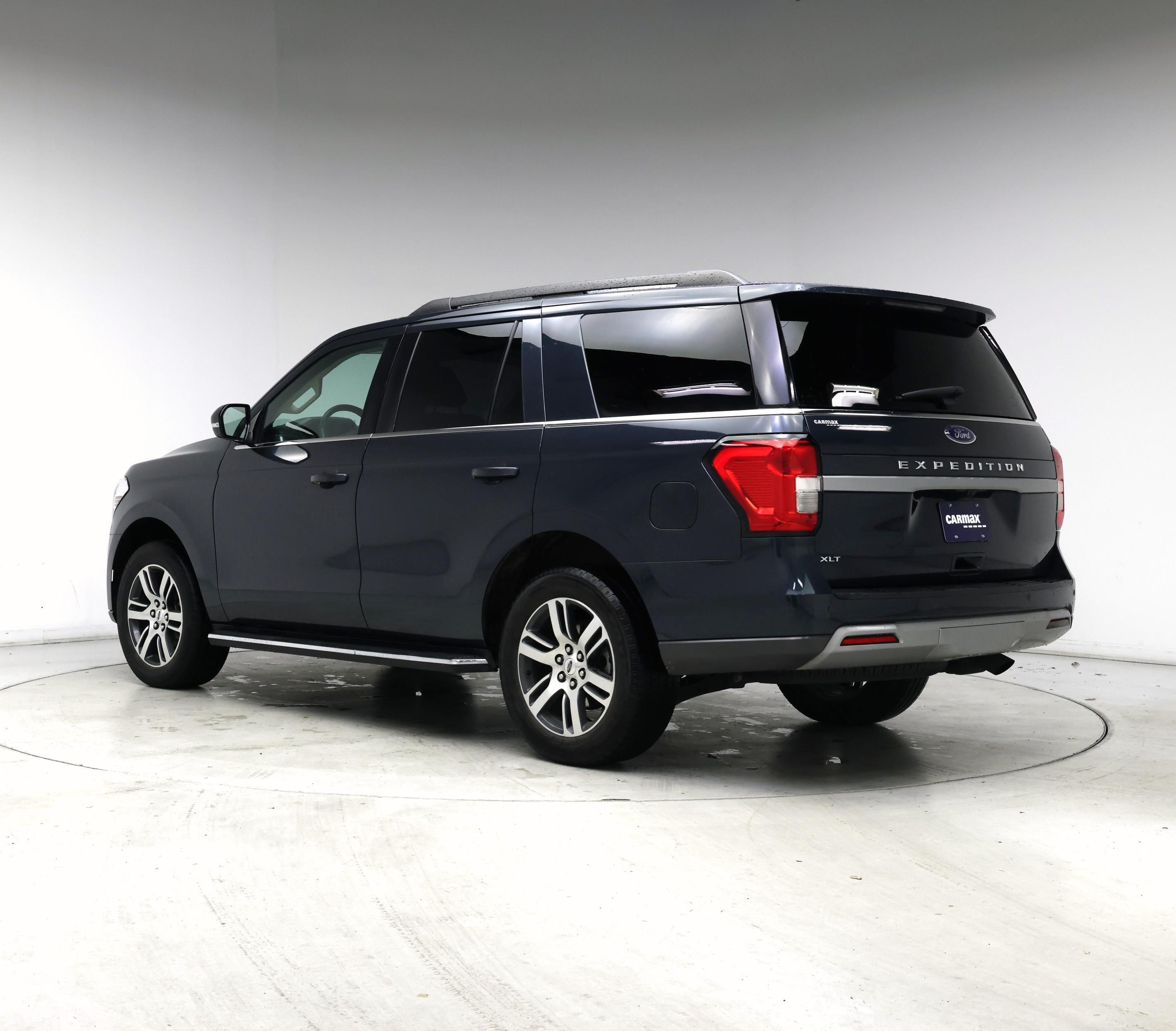 Thumbnail: 2022 Ford Expedition - 2