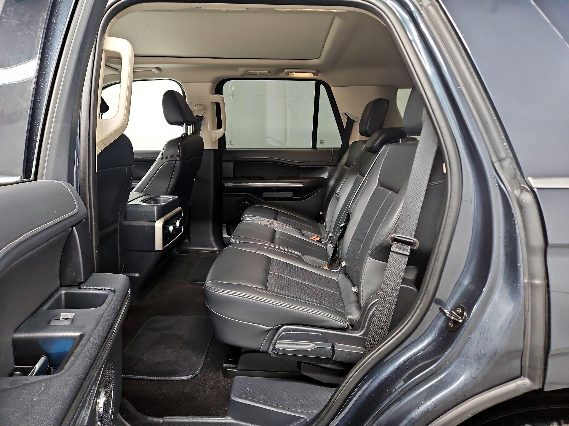 Thumbnail: 2022 Ford Expedition - 20