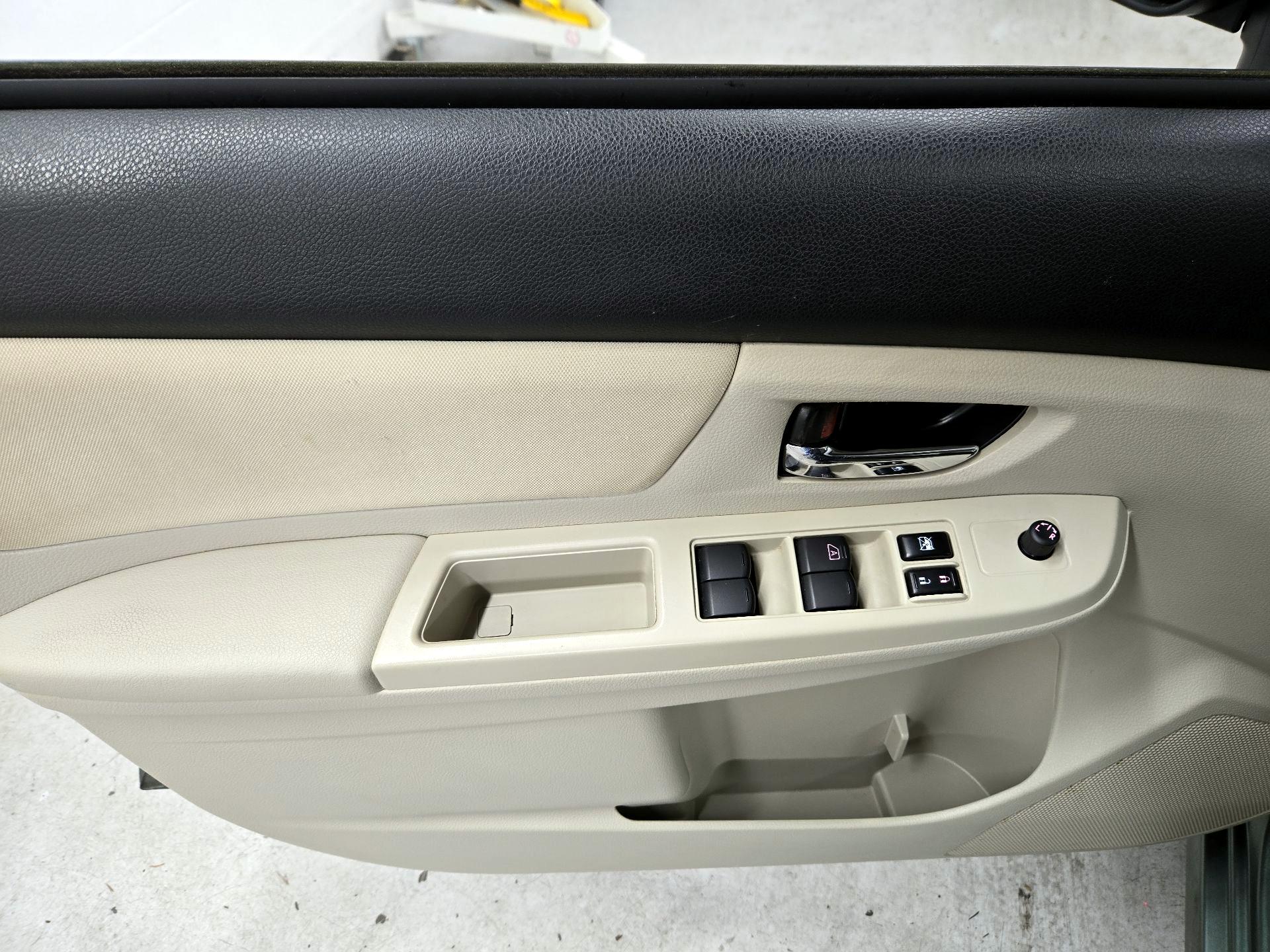 Thumbnail: 2014 Subaru Impreza - 12