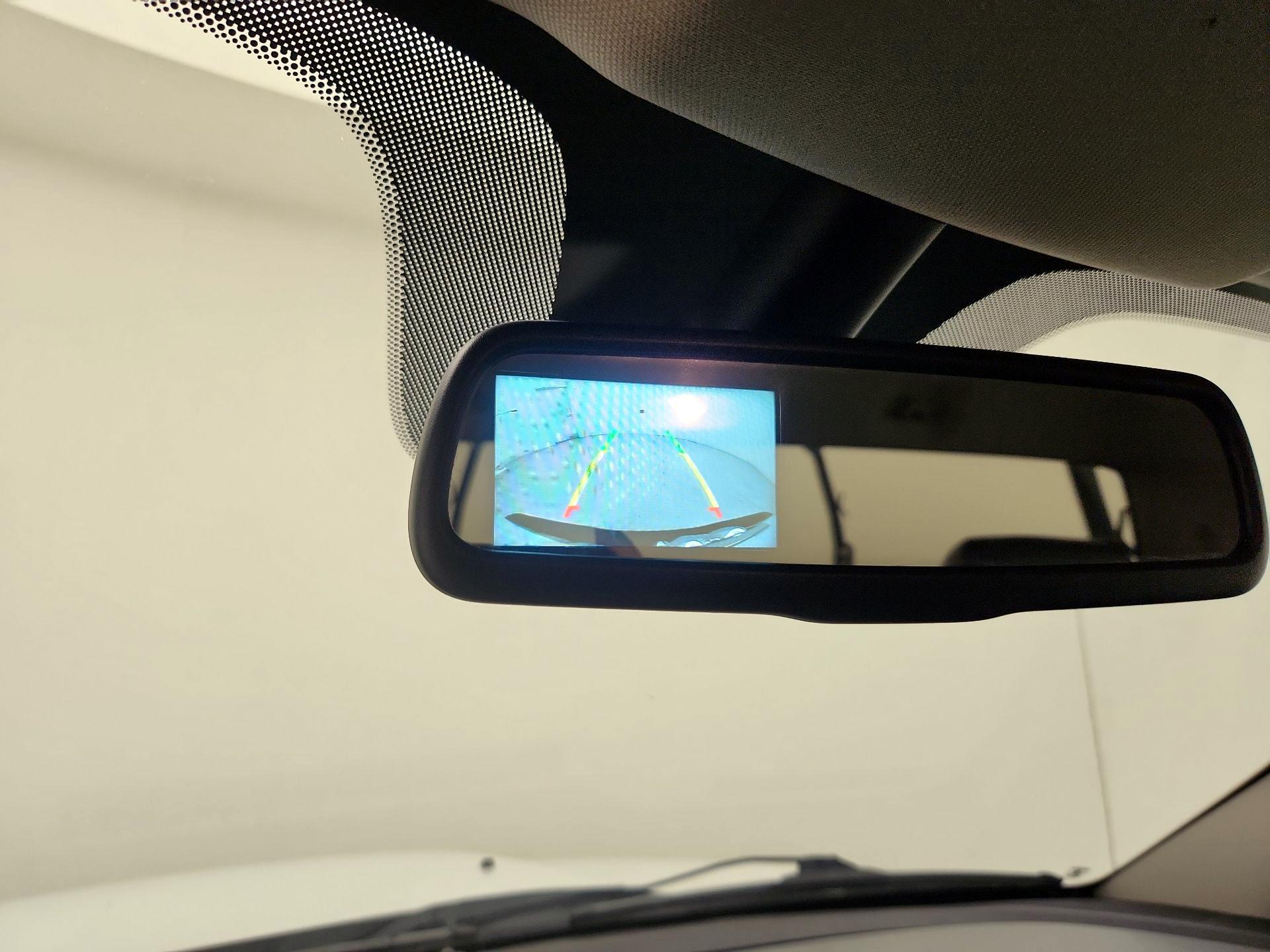 Thumbnail: 2020 RAM 1500 Classic - 14