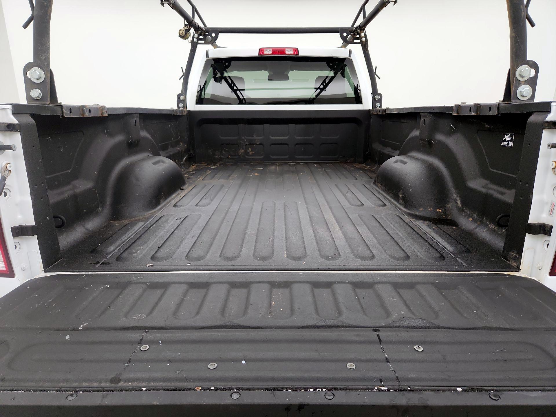 Thumbnail: 2020 RAM 1500 Classic - 19