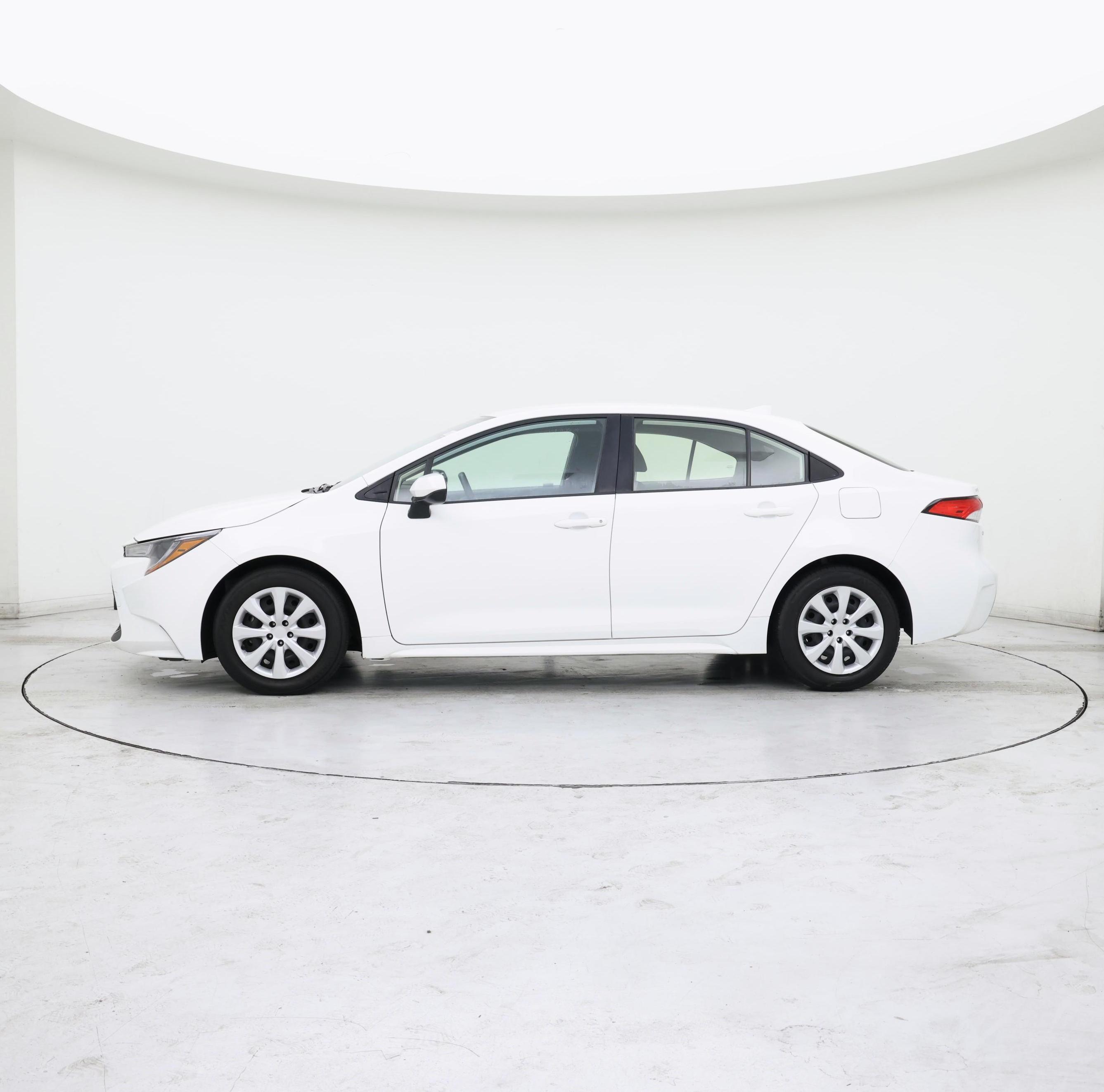 Thumbnail: 2022 Toyota Corolla - 3