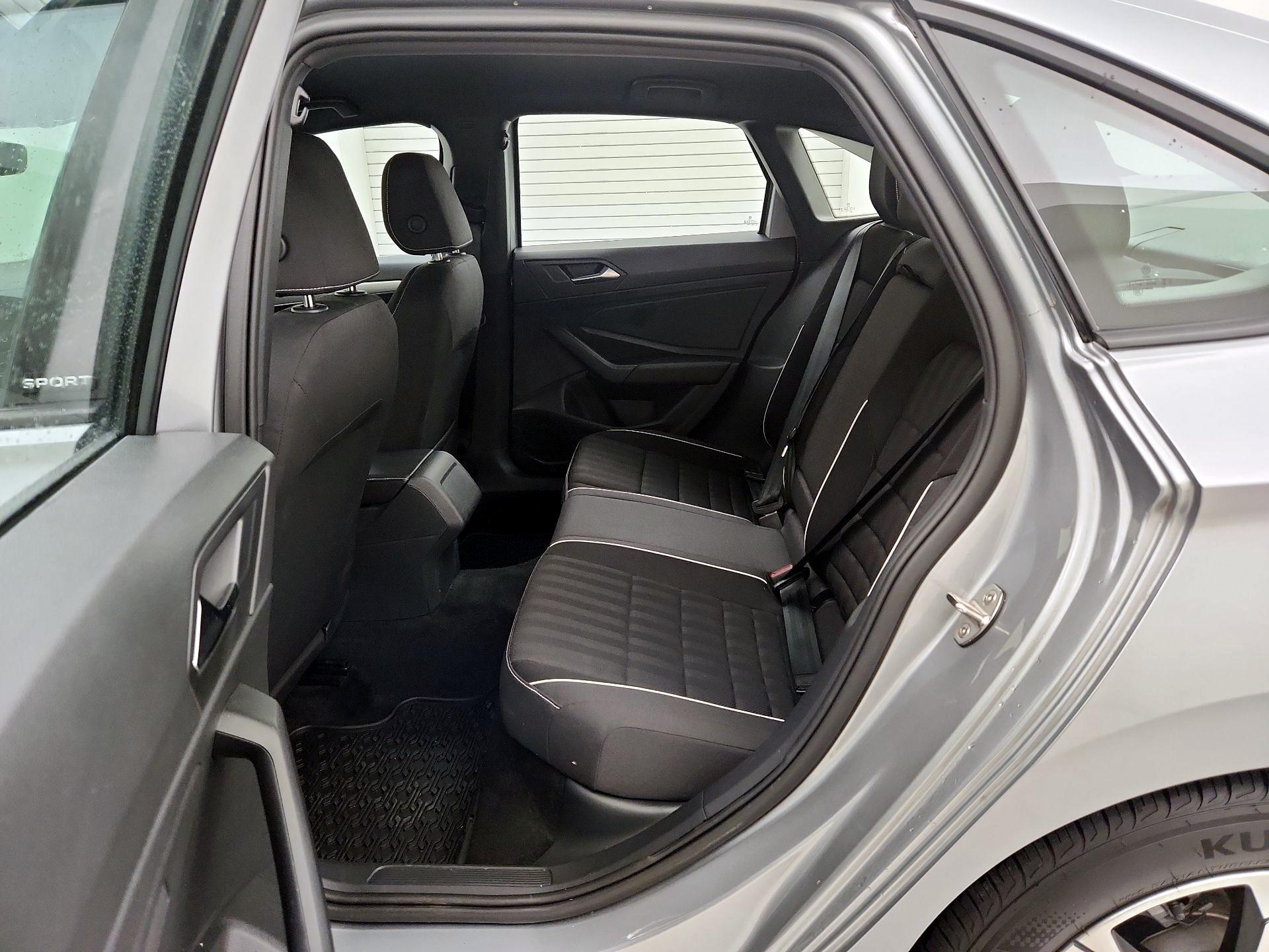 Thumbnail: 2023 Volkswagen Jetta - 19