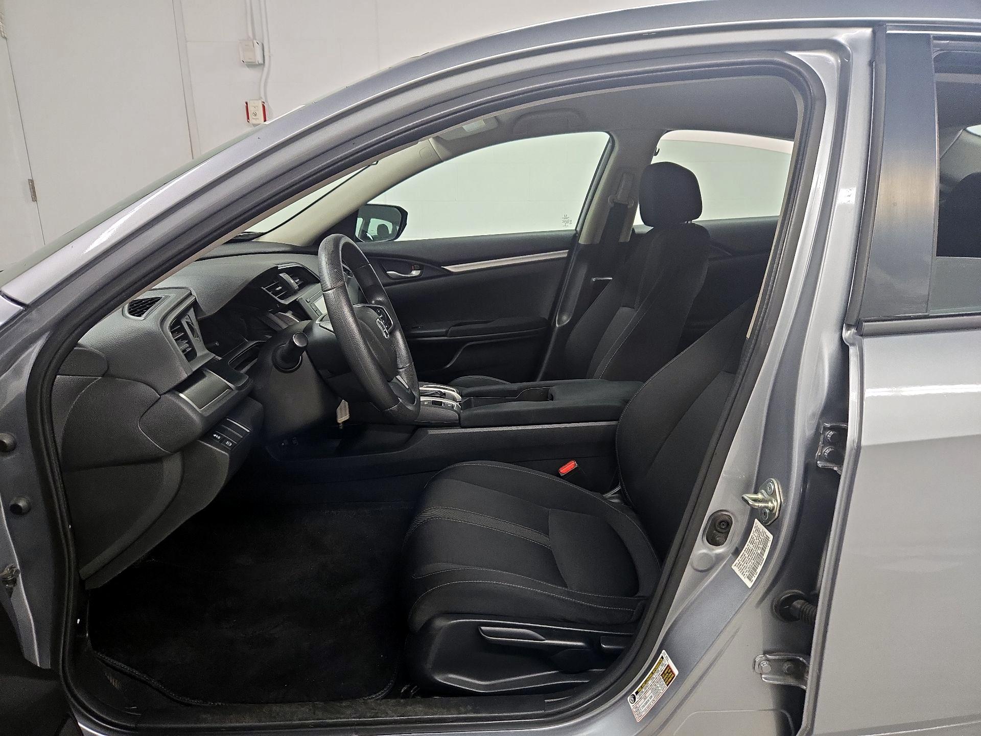 Thumbnail: 2017 Honda Civic - 11