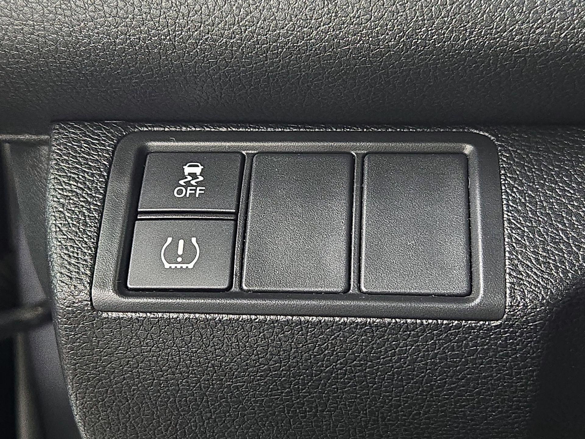 Thumbnail: 2017 Honda Civic - 13