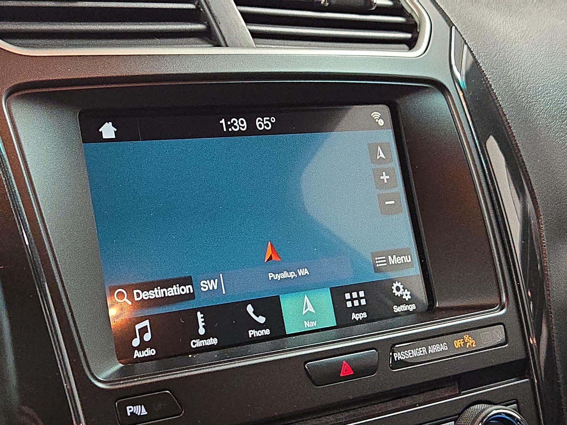 Thumbnail: 2017 Ford Explorer - 14