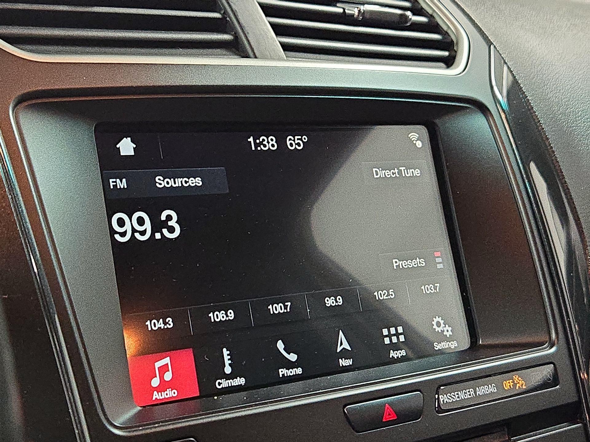 Thumbnail: 2017 Ford Explorer - 16